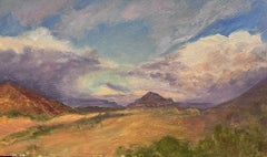 Südafrikanische Landschaft aus Namibia, lila Wolkenmantel über Feldern, signiert