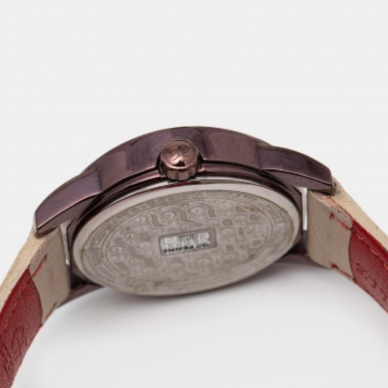 Reloj de pulsera de mujer GF Ferre 9085L de acero inoxidable recubierto de PVD 32 mm en Bueno estado para la venta en Dubai, Al Qouz 2