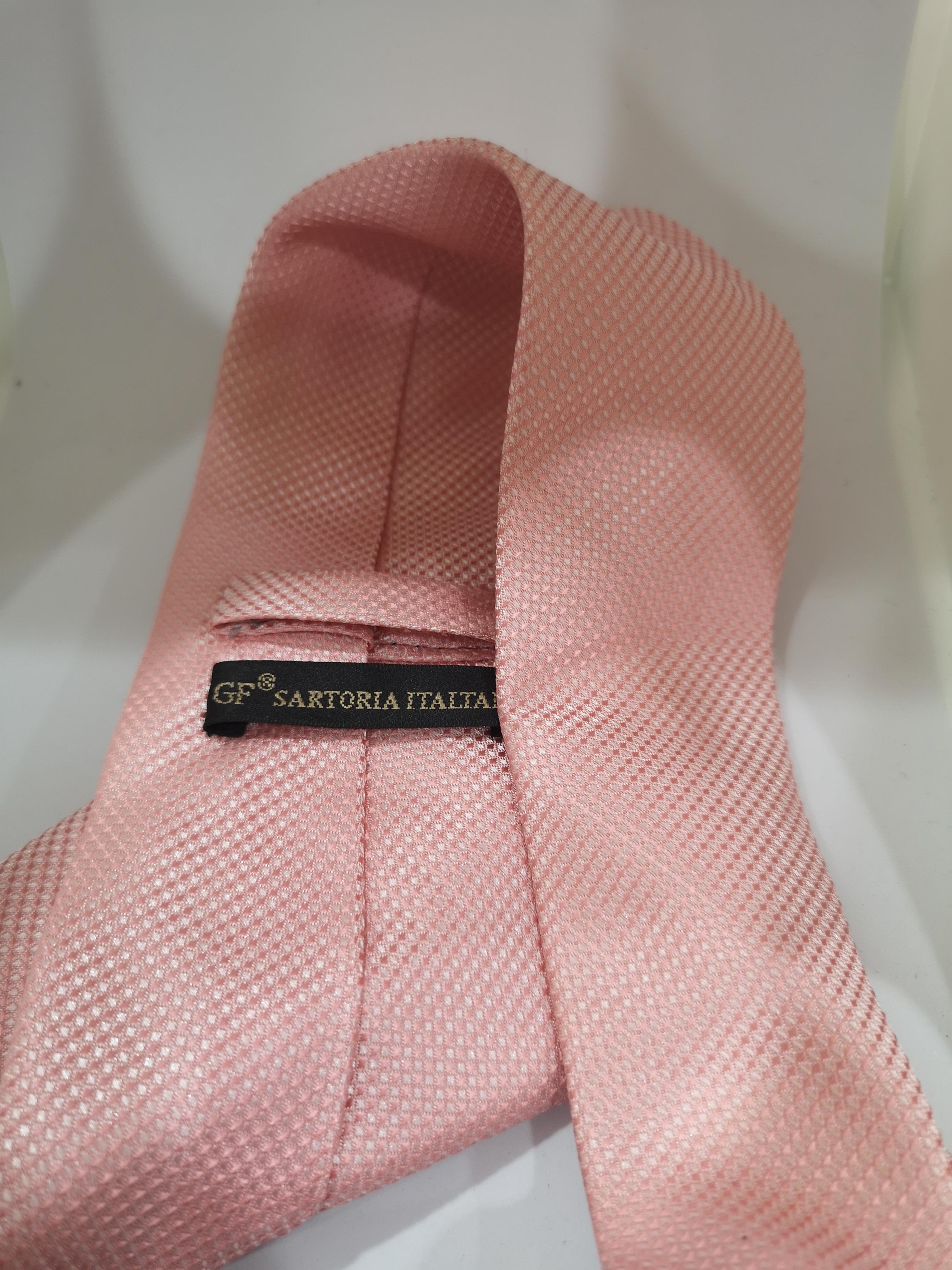 GF Pink silk tie In Excellent Condition In Capri, IT