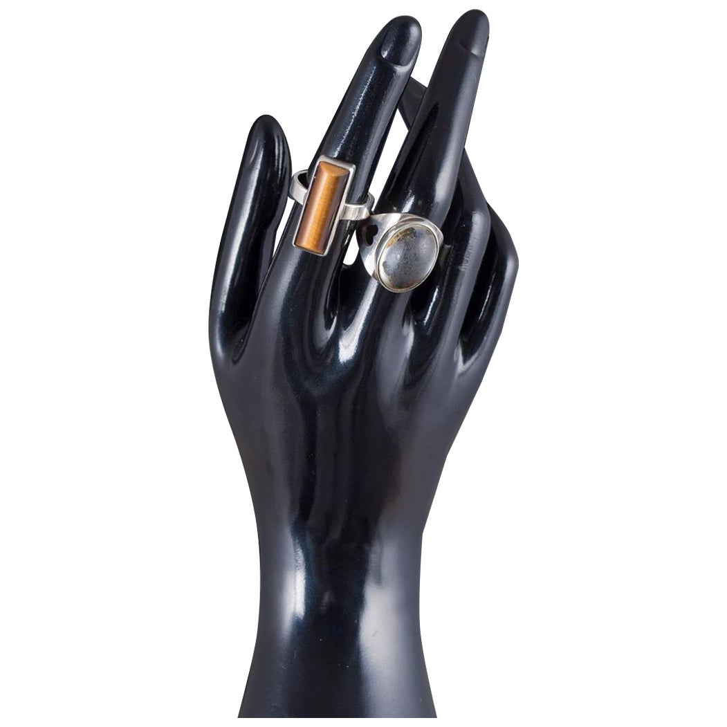 Gfab Schweden. Zwei moderne schwedische Ringe aus Sterlingsilber mit Quarz und Spinell.