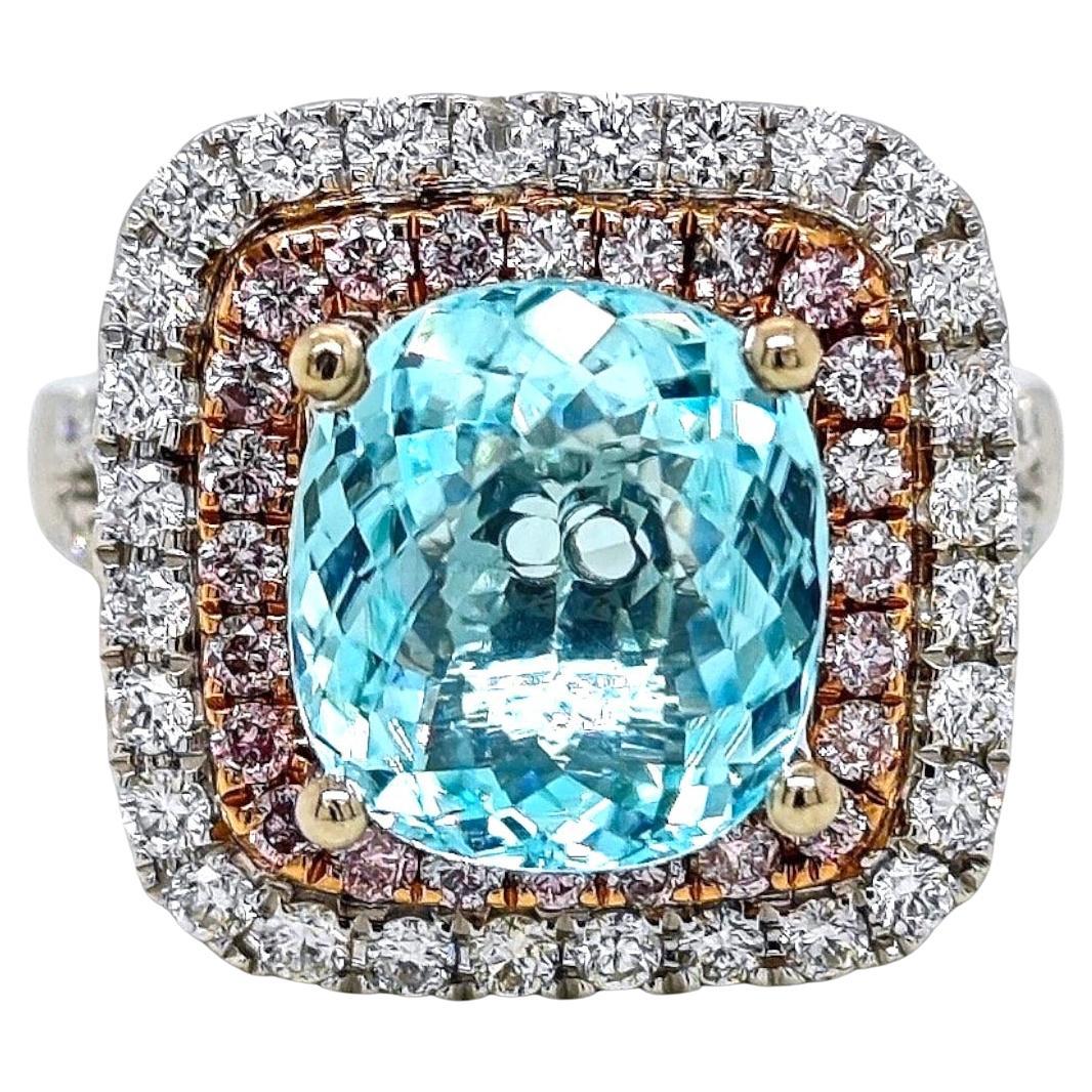 1 Tourmaline Paraiba : 4,11 carats
48 diamants blancs ronds : 0.82 Carats
24 diamants roses ronds : 0.36 Carats
Métal : or blanc 18 carats, 7,70 grammes

Laboratoire GECO GEM : AAP57356
