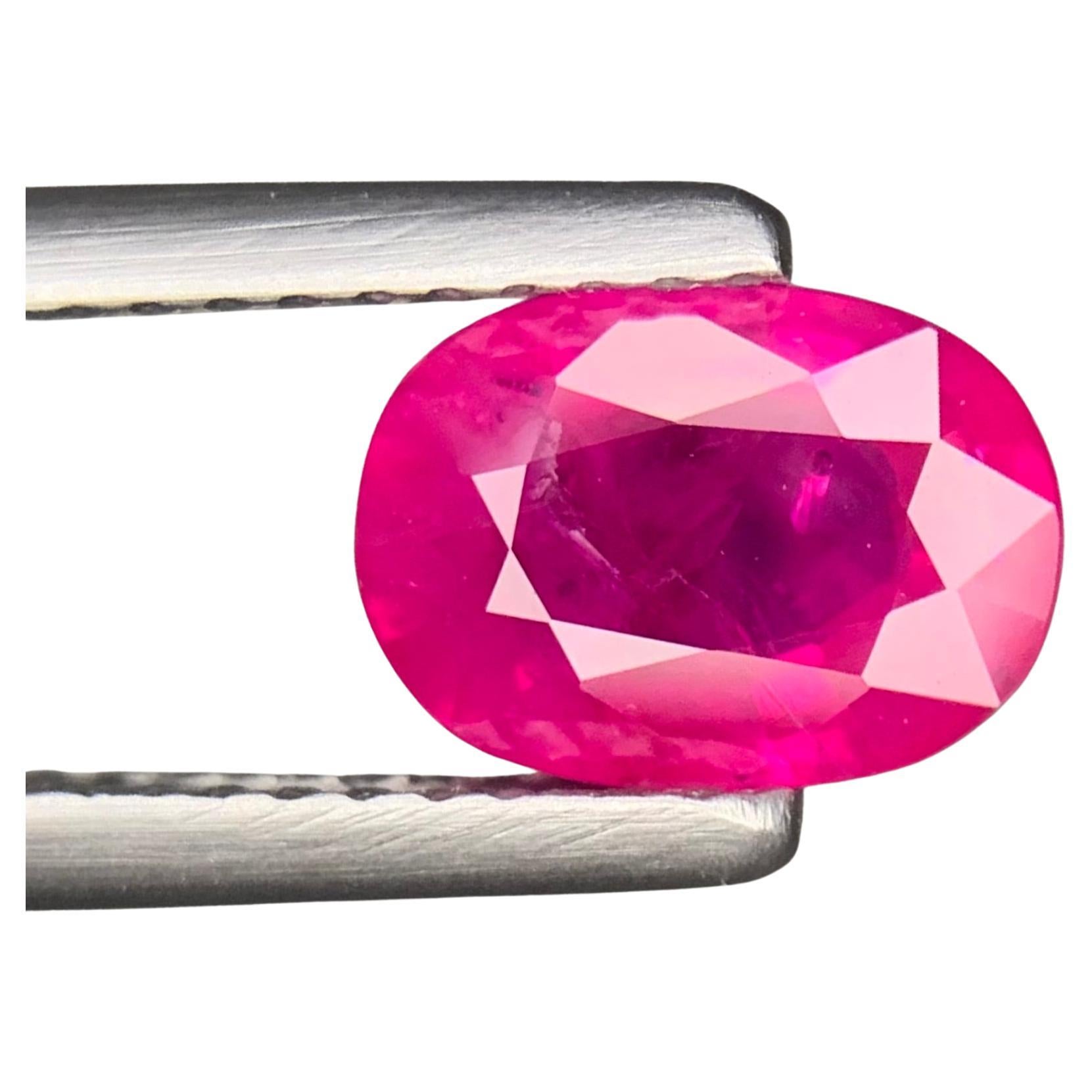 Pierre précieuse de 1,39 carat, certifiée par le GFCO, rubis birman en vrac et taillé en brillant