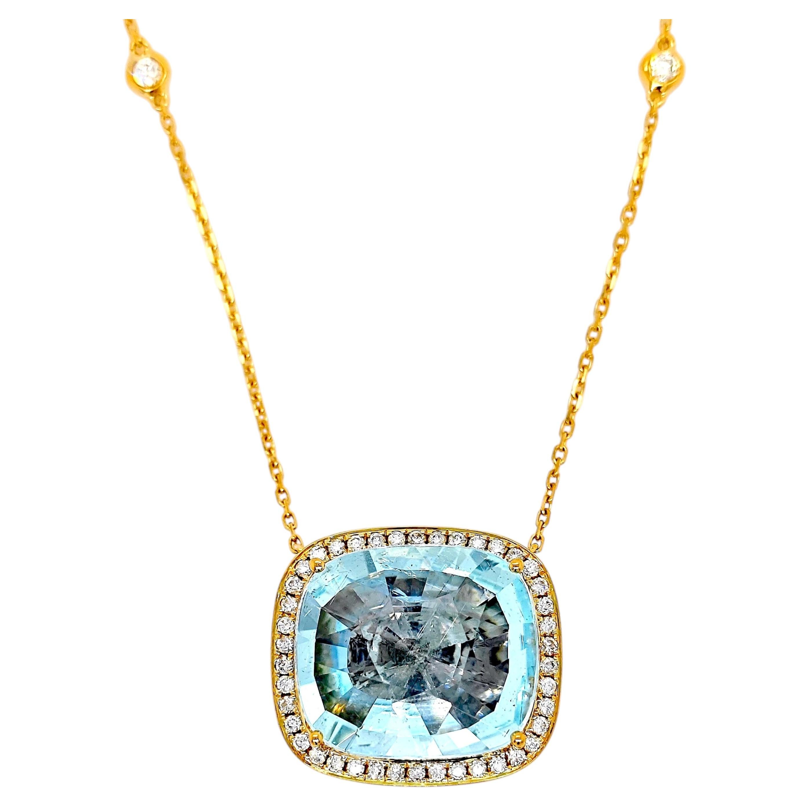 GFCO-zertifiziert 14,25 Karat Aquamarin, runder Diamant, Gelbgold Halskette