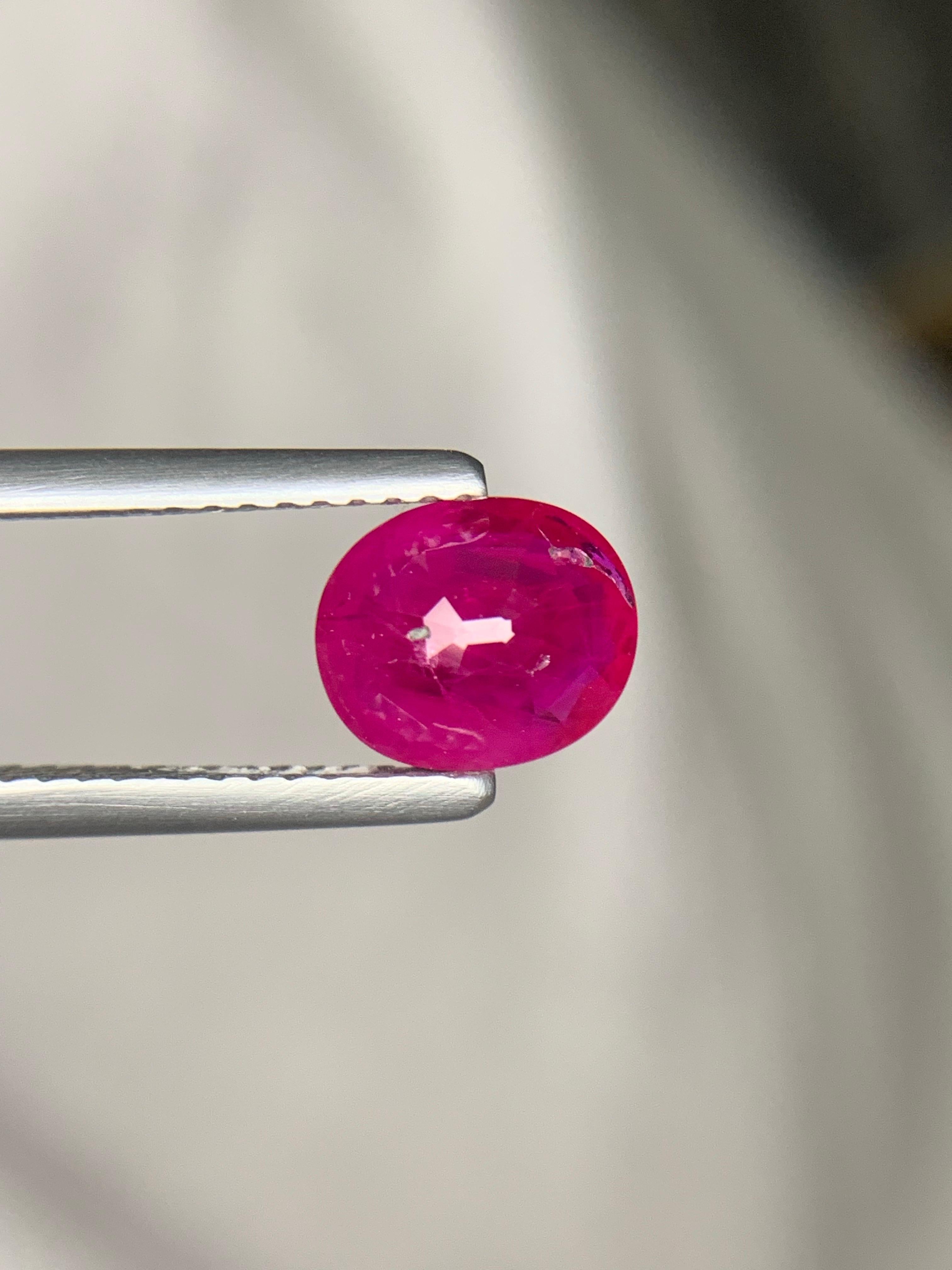 GFCO zertifiziert 1.61 Karat natürlichen losen burmesischen Rubin Oval Form Edelstein im Zustand „Neu“ im Angebot in Peshawar, PK