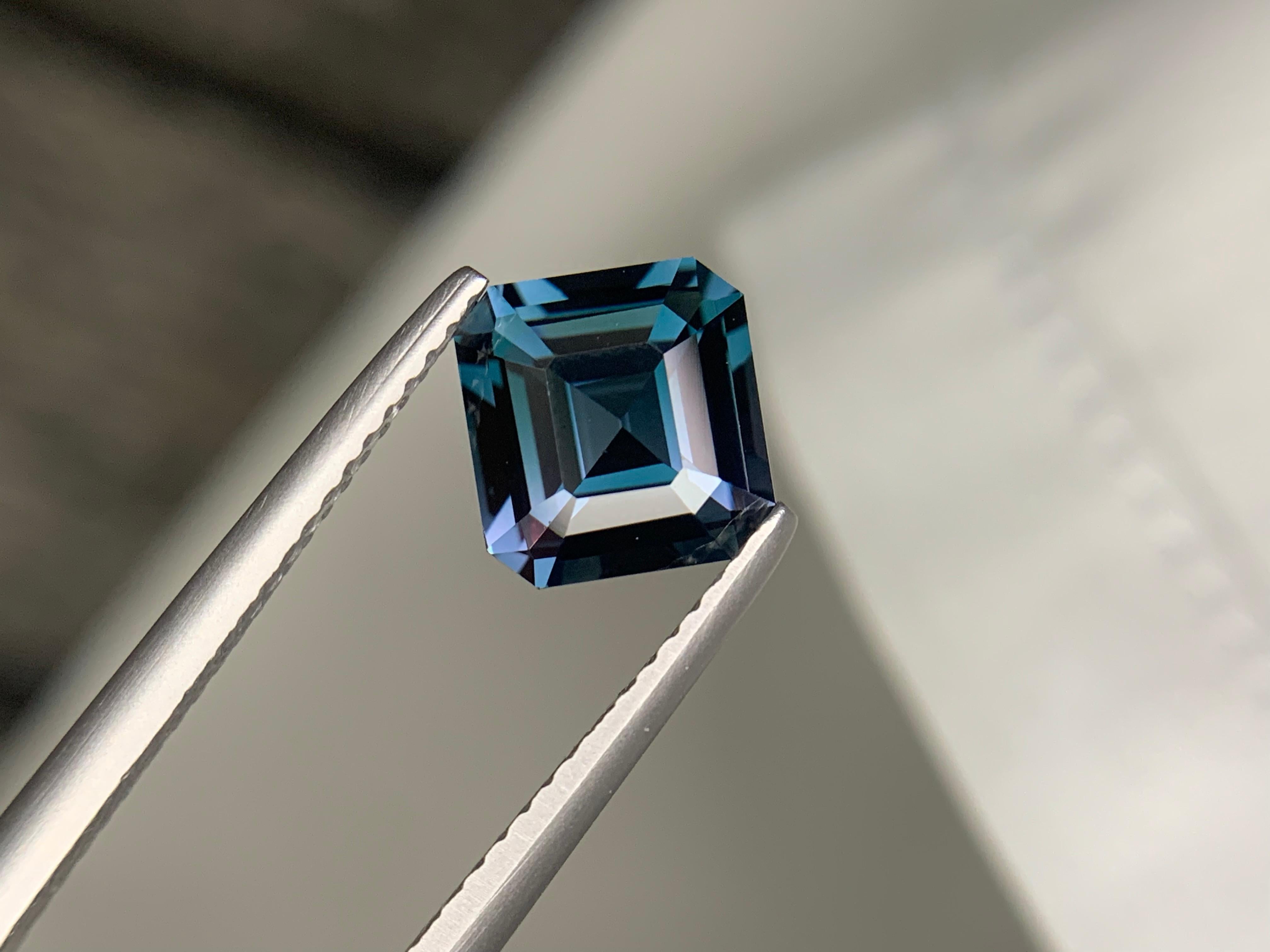 GFCO-zertifiziert 2,17 Karat natürlichen lose blauen Kobalt Spinell aus Tansania (Achteckschliff) im Angebot