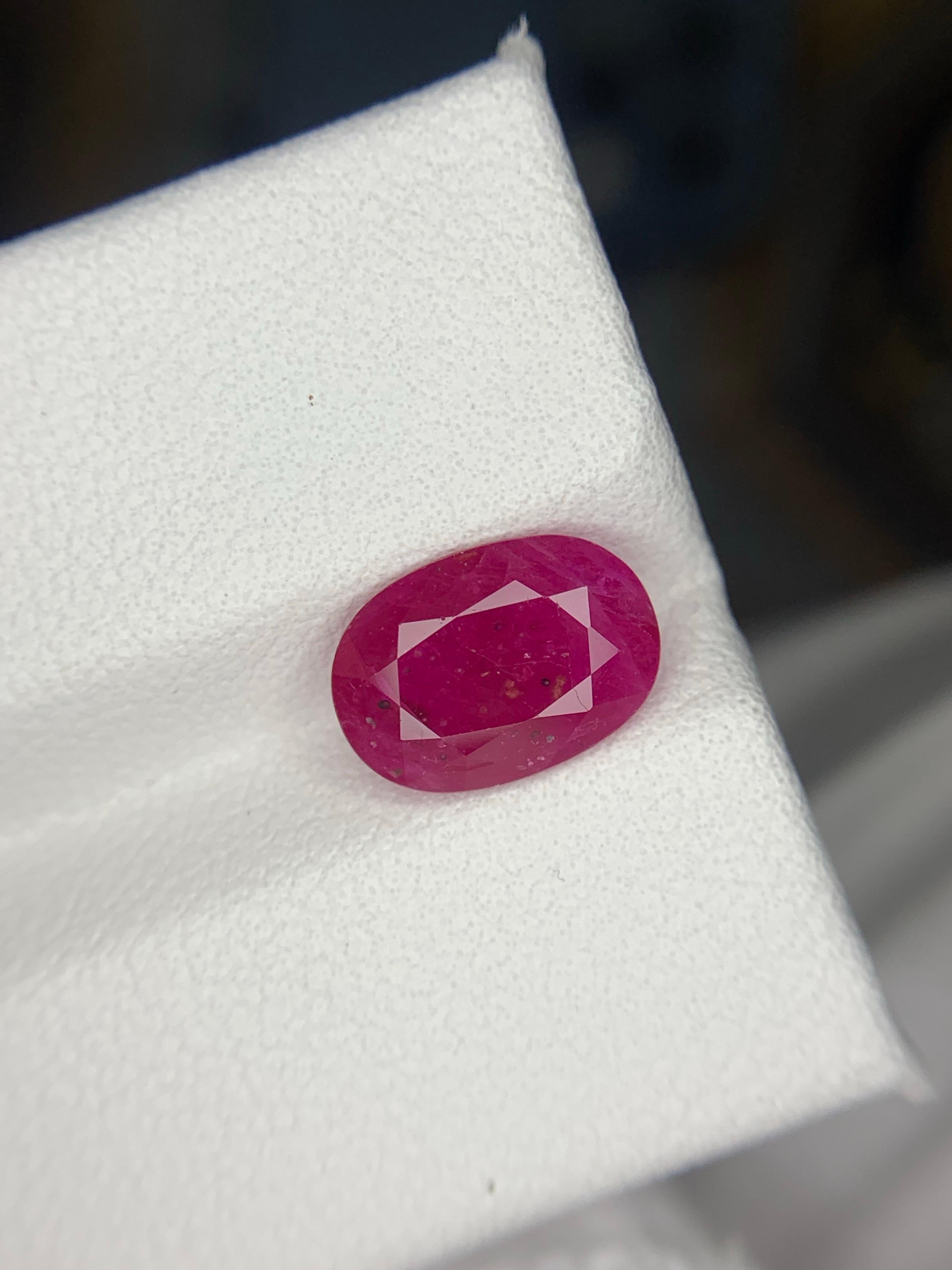 Arts and Crafts Gemma di rubino naturale sfusa certificata GFCO da 2,55 carati proveniente dal Mozambico, Africa in vendita