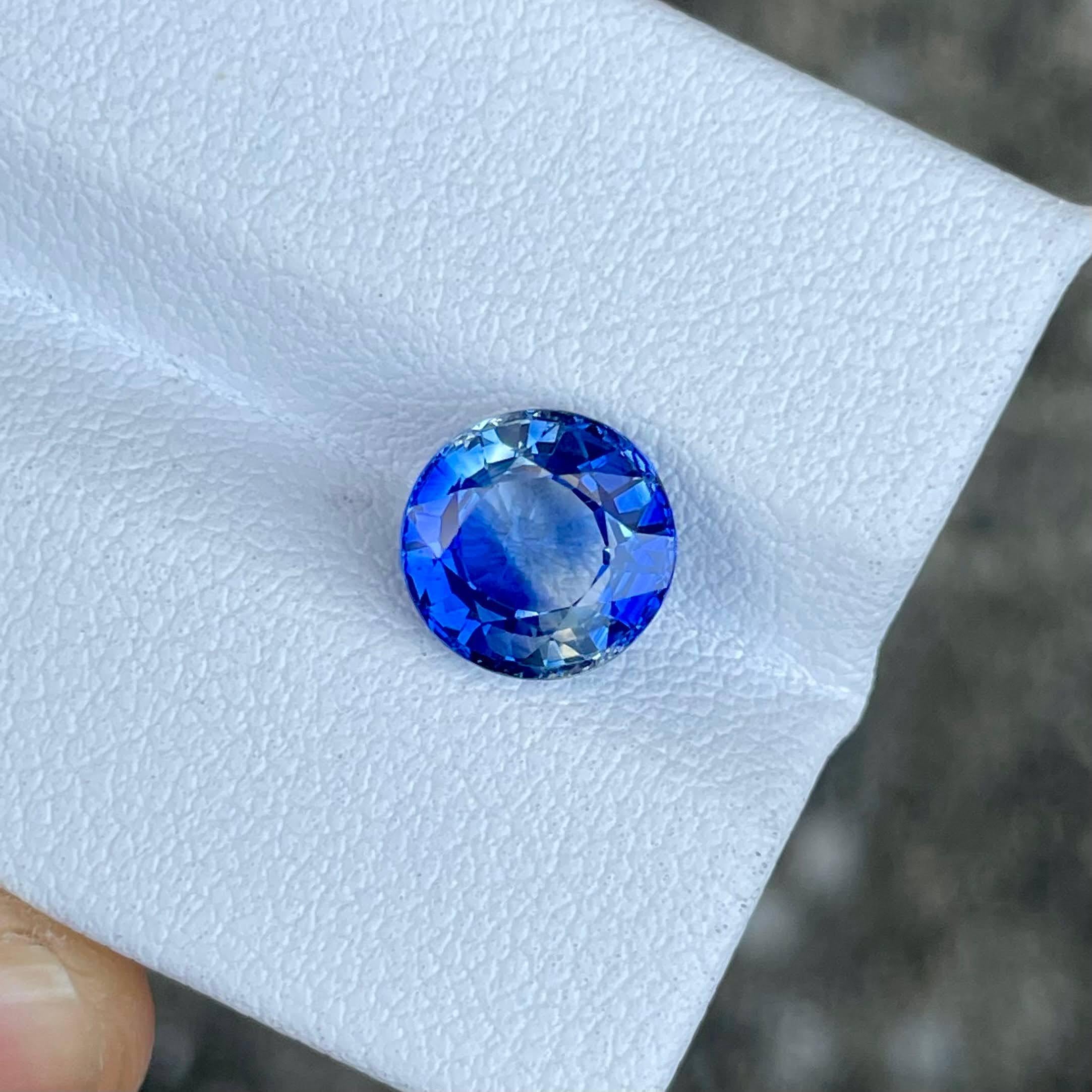 Moderne Pierre précieuse du Sri Lanka de 2,77 carats certifiée GFCO