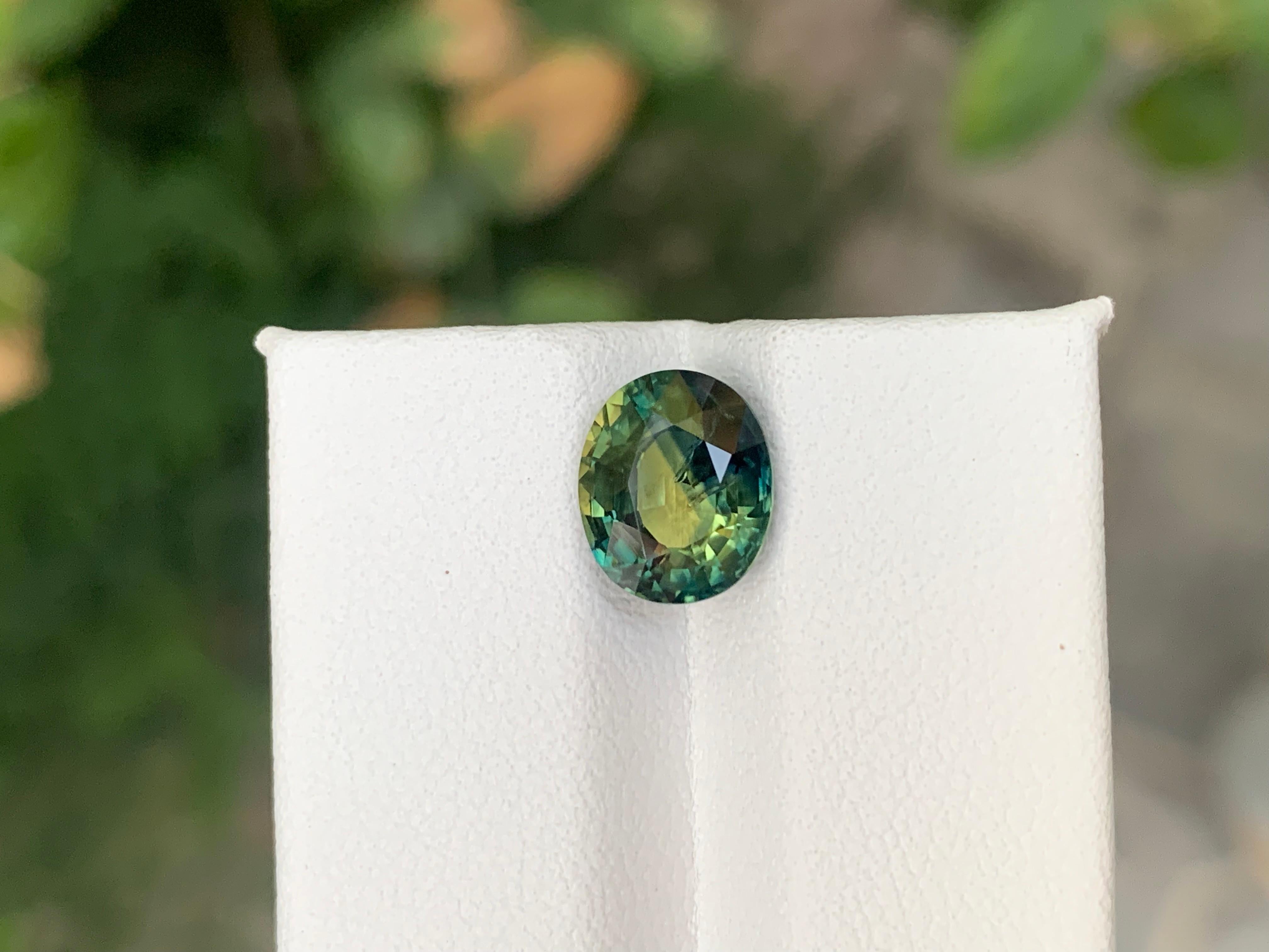 Saphir en vrac

Poids : 3,19 carats
Dimensions : 9.19 x 7.69 x 5.04 Mm
Origine : Madagascar Afrique 
Forme : Ovale 
Couleur : bleu vert 
Traitement : Renforcement de la chaleur
Certificat : Certificat GFCO disponible

Le saphir, pierre précieuse à