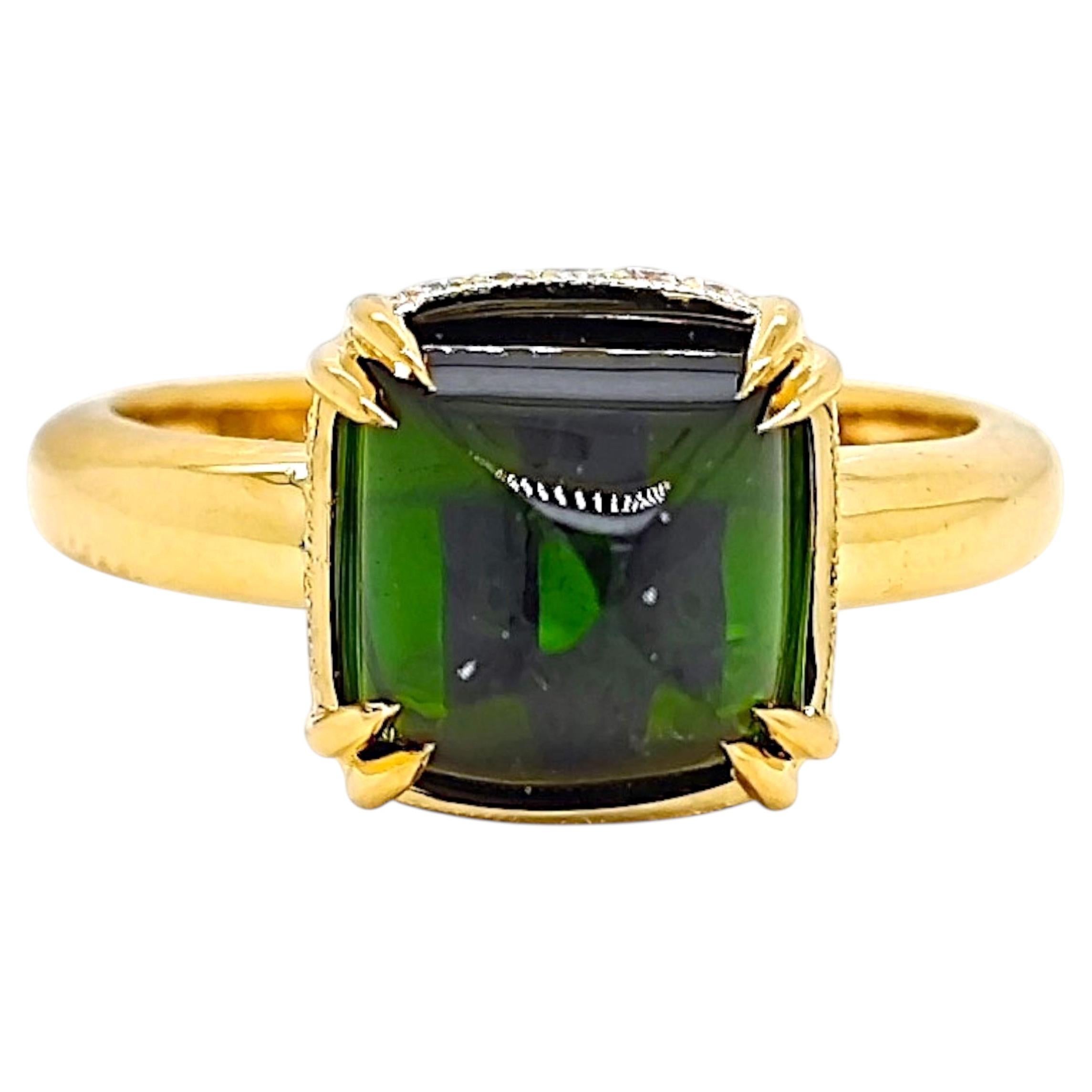 Anillo de oro amarillo con diamante redondo y turmalina de 4.68 quilates certificado por la GFCO