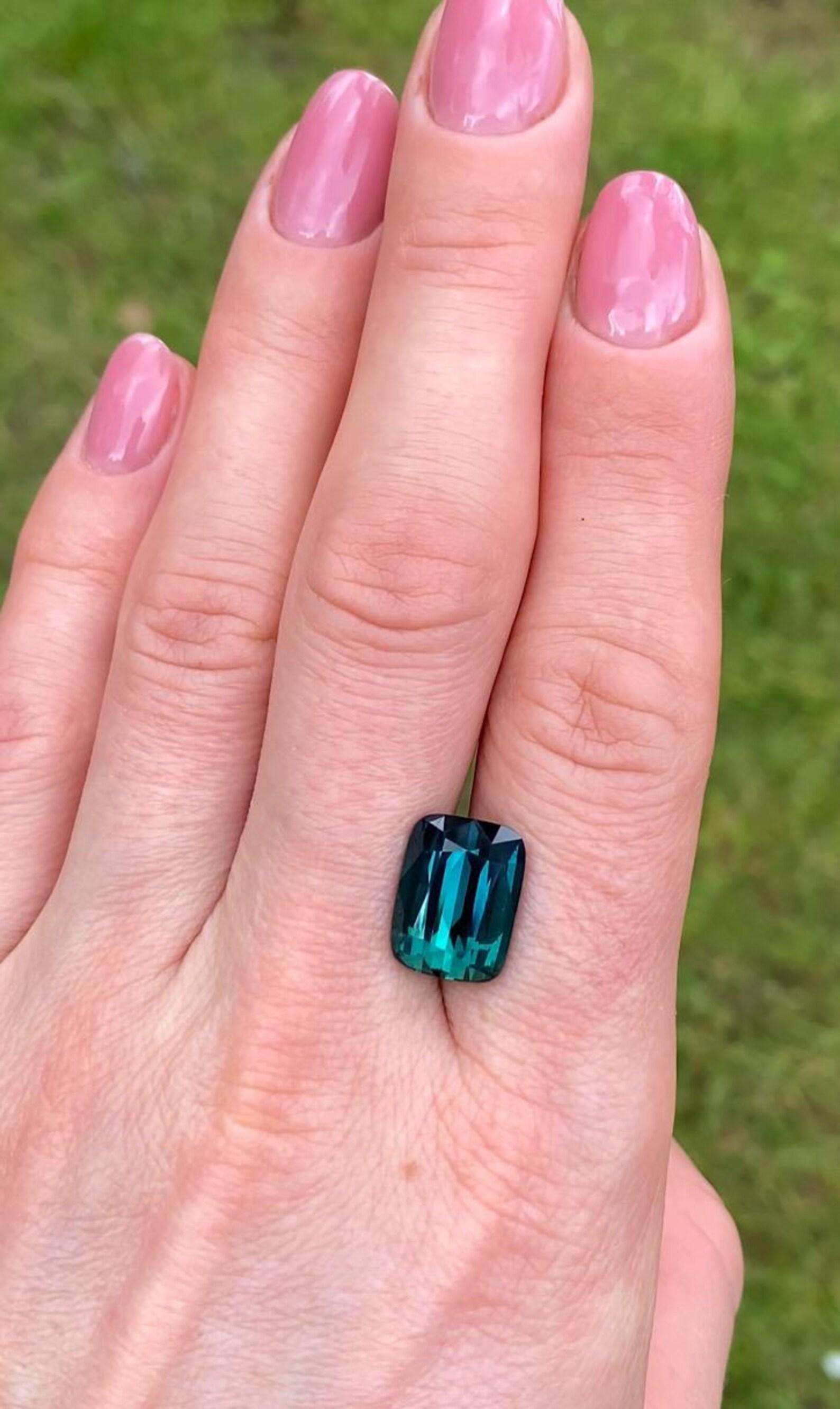 Gemma certificata GFCO 8.86Ct Lagoon Tourmaline, taglio a cuscino Origine Afghanistan in vendita 4