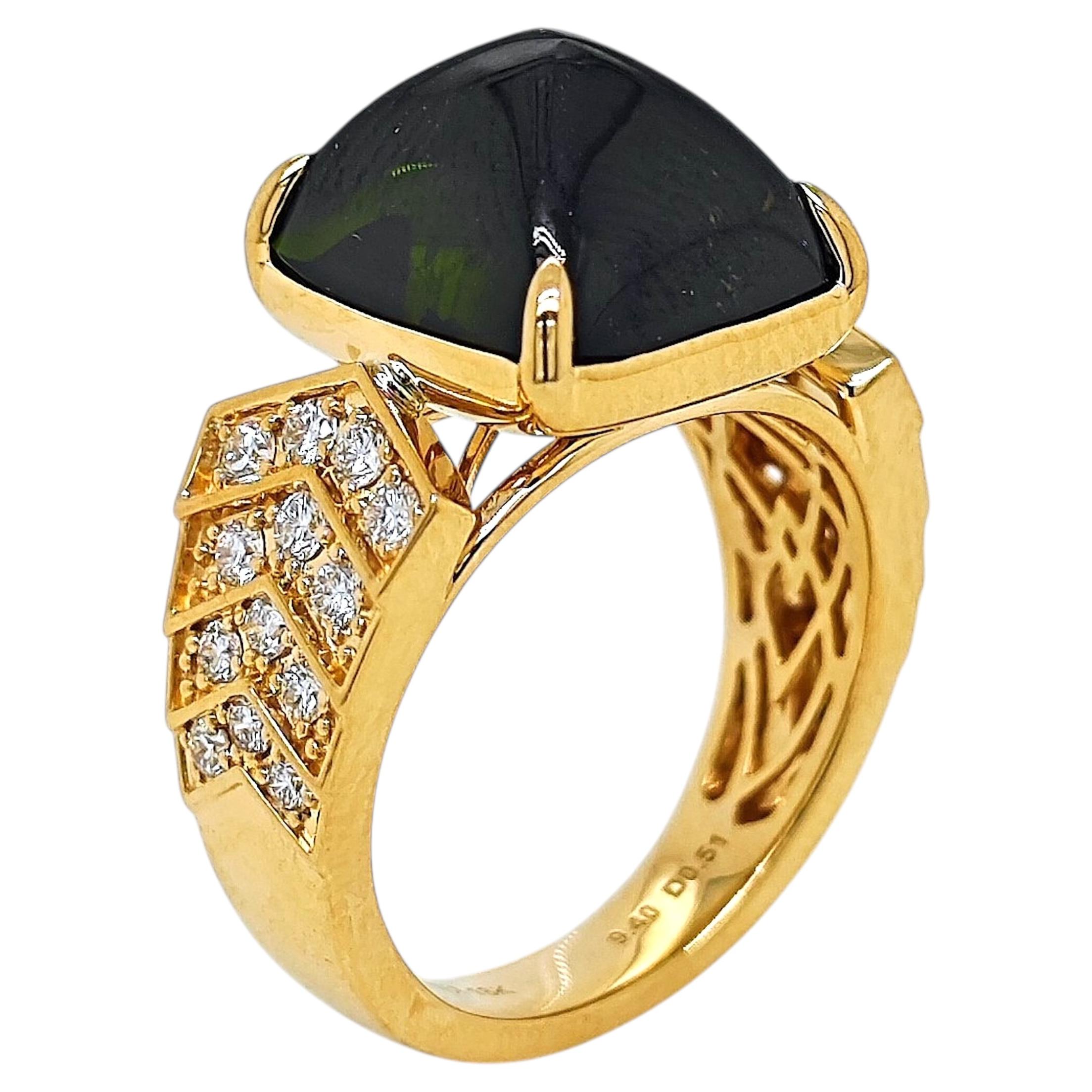 Anello in oro giallo con tormalina rotonda e diamante certificato GFCO da 9.91 carati in vendita