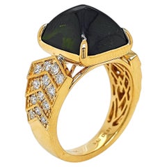Anello in oro giallo con tormalina rotonda e diamante certificato GFCO da 9.95 carati
