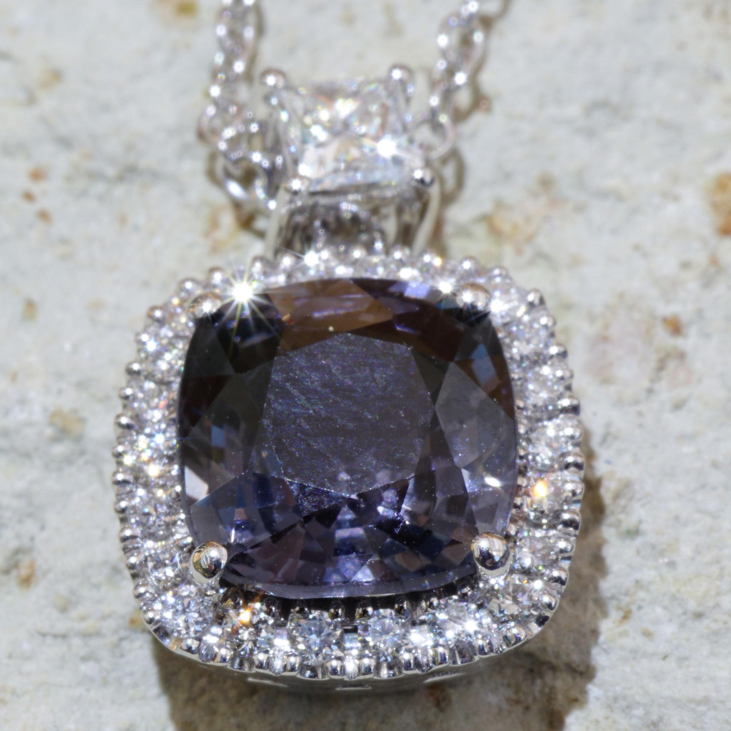 , spinels are the stars of tomorrow, the refraction and brilliance is unbelievably beautiful, here we have a grey-blue untreated spinel from Burma with GFCO Expertise / Thailand, approx. 2.45 ct, eye clean, AAA+, 8.04 x 7.75 x 4.51 mm, the pendant
