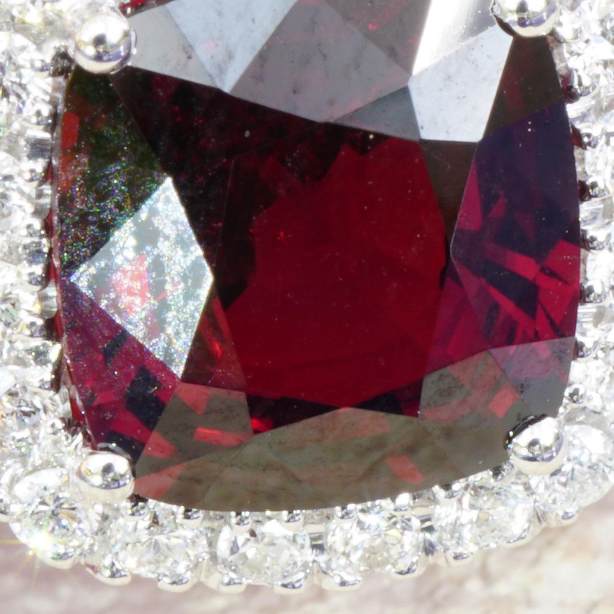 da uomo o donna Collana con diamanti rossi di Birmania certificati GFCO 1,63 ct AAA+ 0,41 ct TW VS in vendita