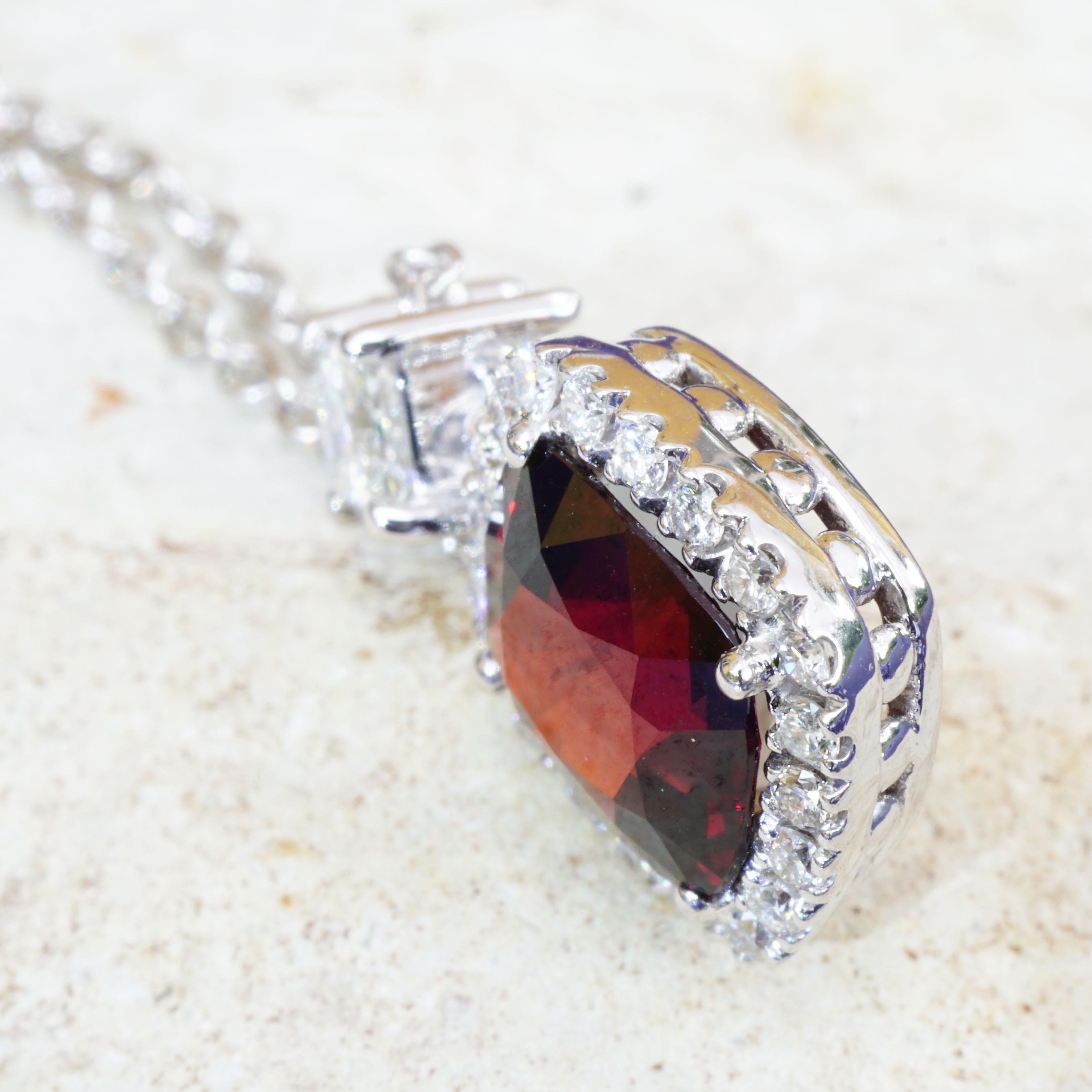 Collana con diamanti rossi di Birmania certificati GFCO 1,63 ct AAA+ 0,41 ct TW VS in vendita 2
