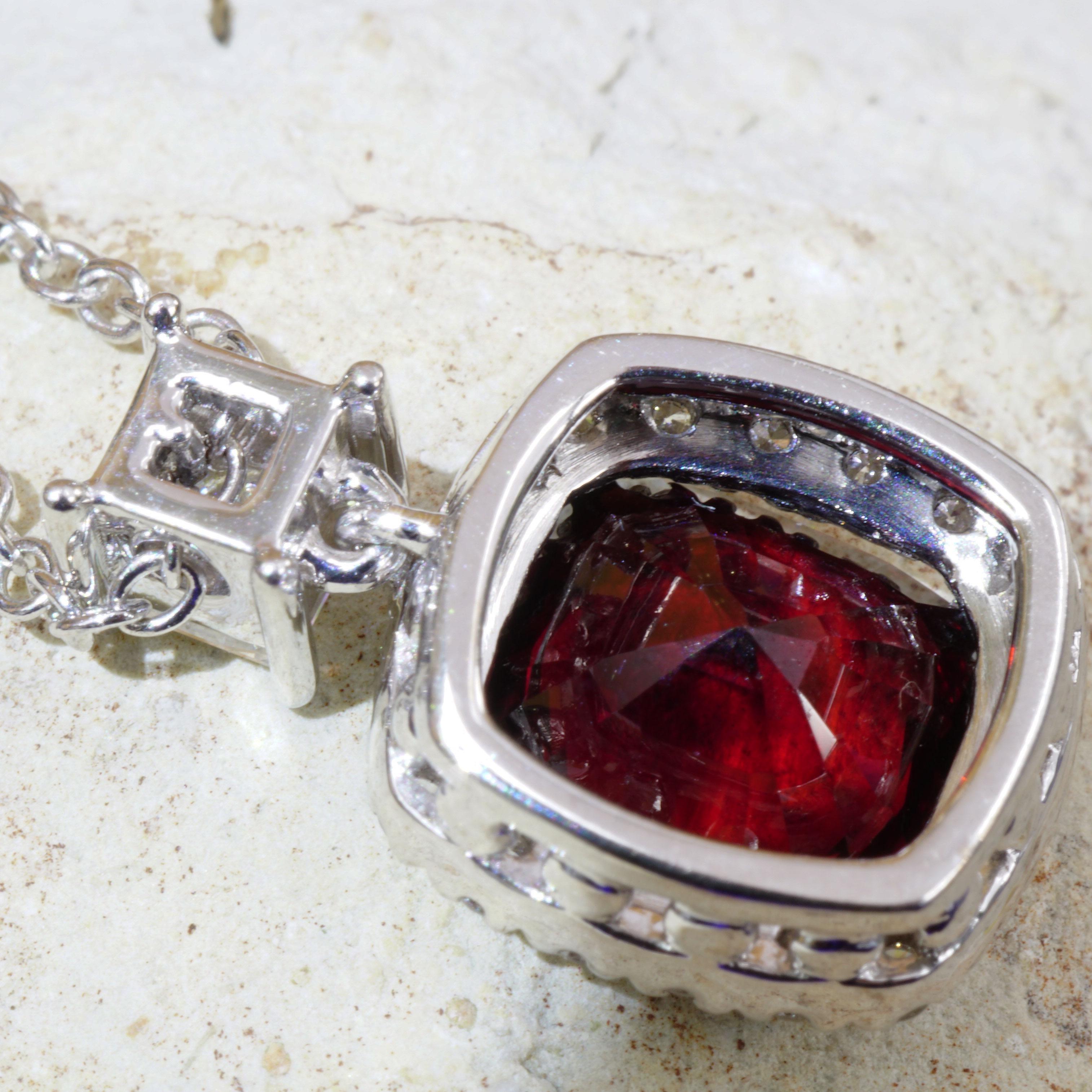 Collana con diamanti rossi di Birmania certificati GFCO 1,63 ct AAA+ 0,41 ct TW VS in vendita 3