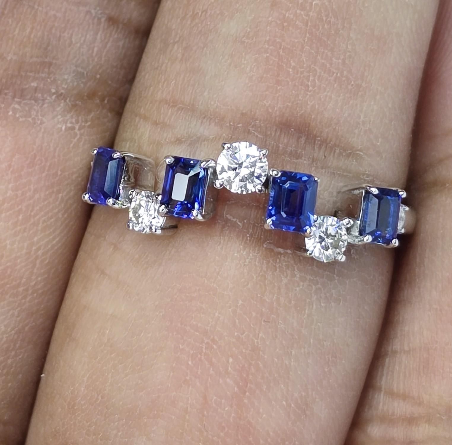 Anello con zaffiro di Ceylon certificato GFCO in vendita 7