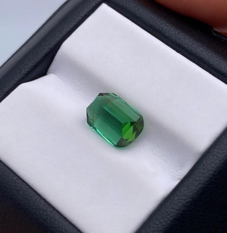 da uomo o donna Gemma nazionale certificata GFCO 3,81ct Lagoon Tourmaline, ottagono, Afghanistan in vendita