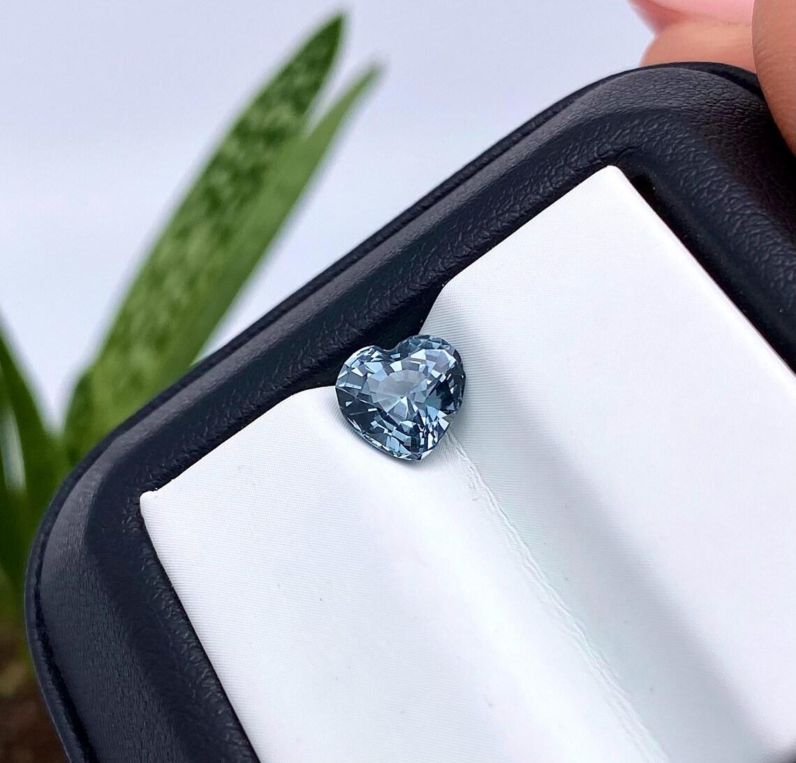 GFCO Certified Natural 1.52Ct Grey-Blue Spinel gemstone, Heart cut, Tanzania In New Condition For Sale In Daugavpils, LV