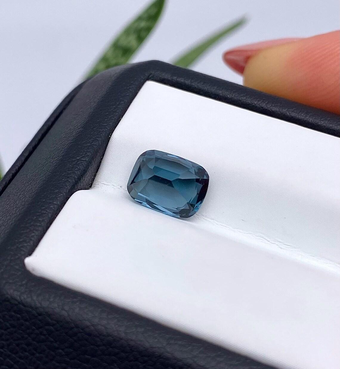 Women's or Men's GFCO Certified Natural 2.40Ct Blue Cobalt Spinel gemstone,  Origin Tanzania. For Sale