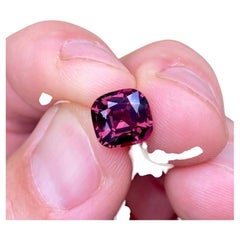 GFCO-zertifizierter natürlicher violetter Spinell-Edelstein, 3,57 Karat, Kissenform, Sri Lanka