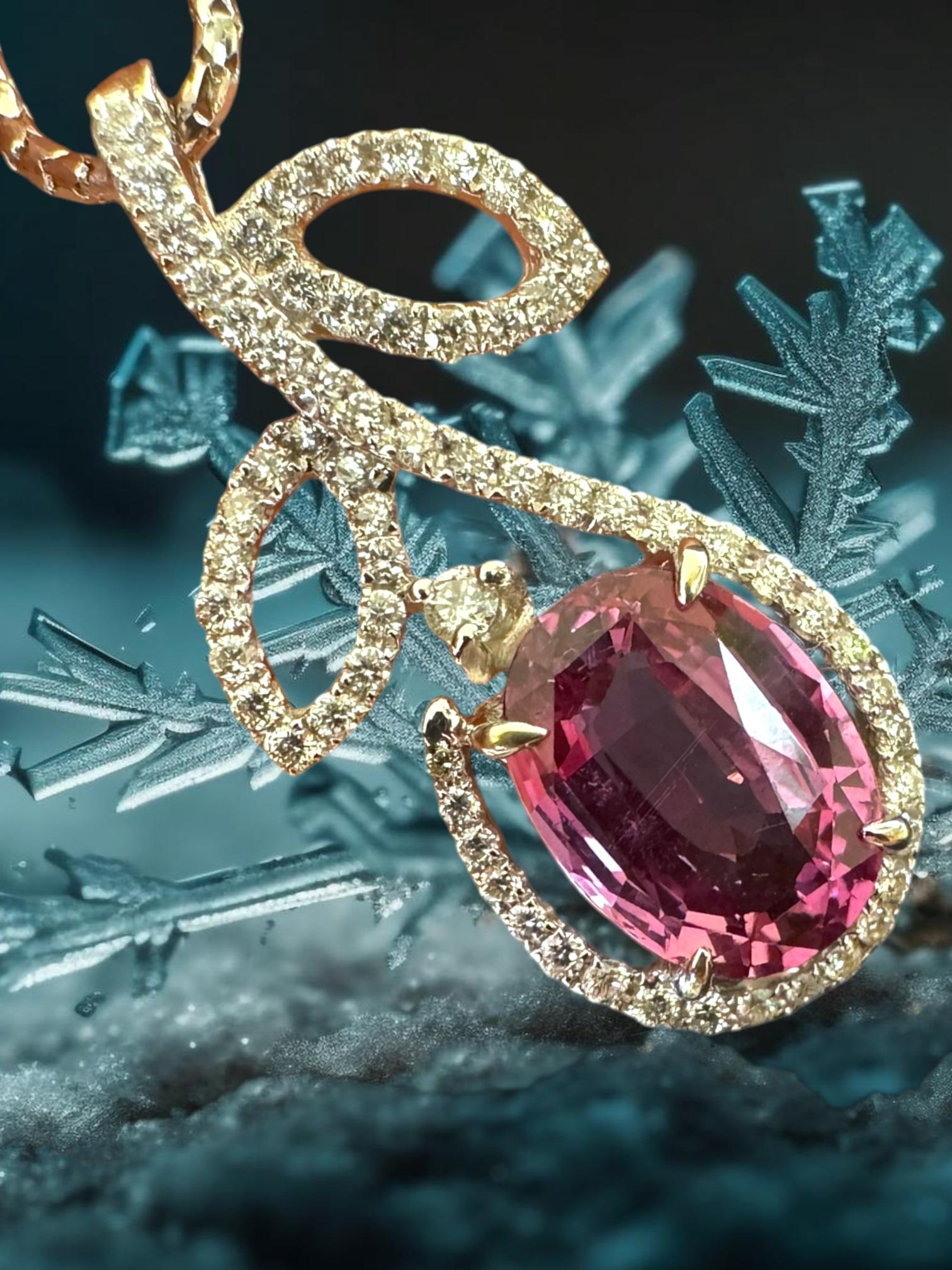 Ciondolo a forma di foglia con zaffiro rosa e diamante, certificato GFCO In condizioni Nuovo in vendita a COTTESLOE, AU