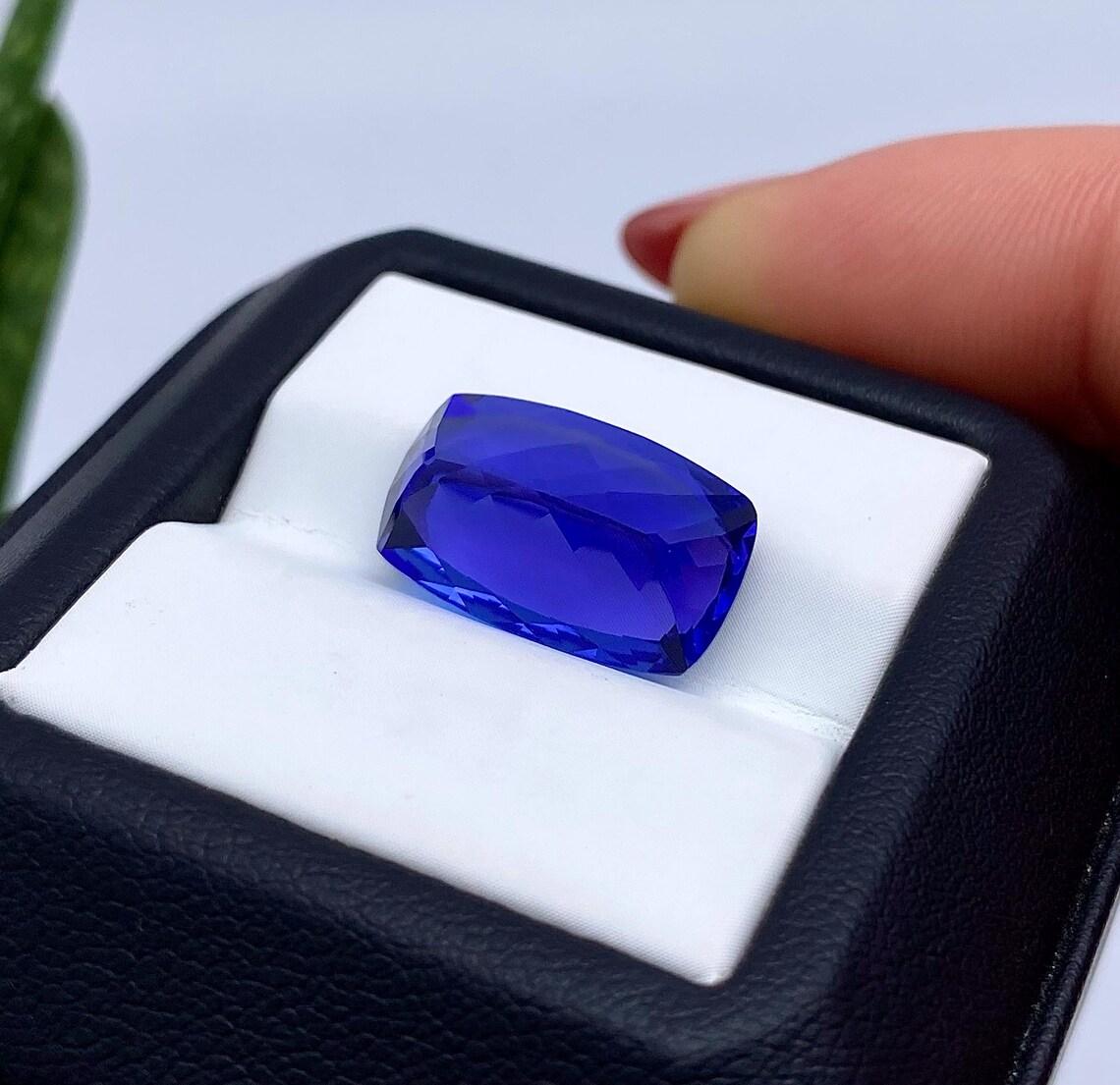 GFCO Certified VS 10.37Ct Natural Tanzanite, Fancy cushion cut For Sale 2