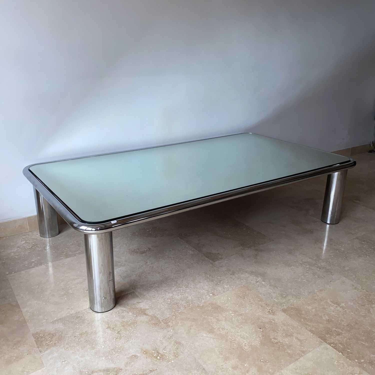French G.Franco Frattini Sesann mirrored and steel chromed coffee table by  for Cassina For Sale
