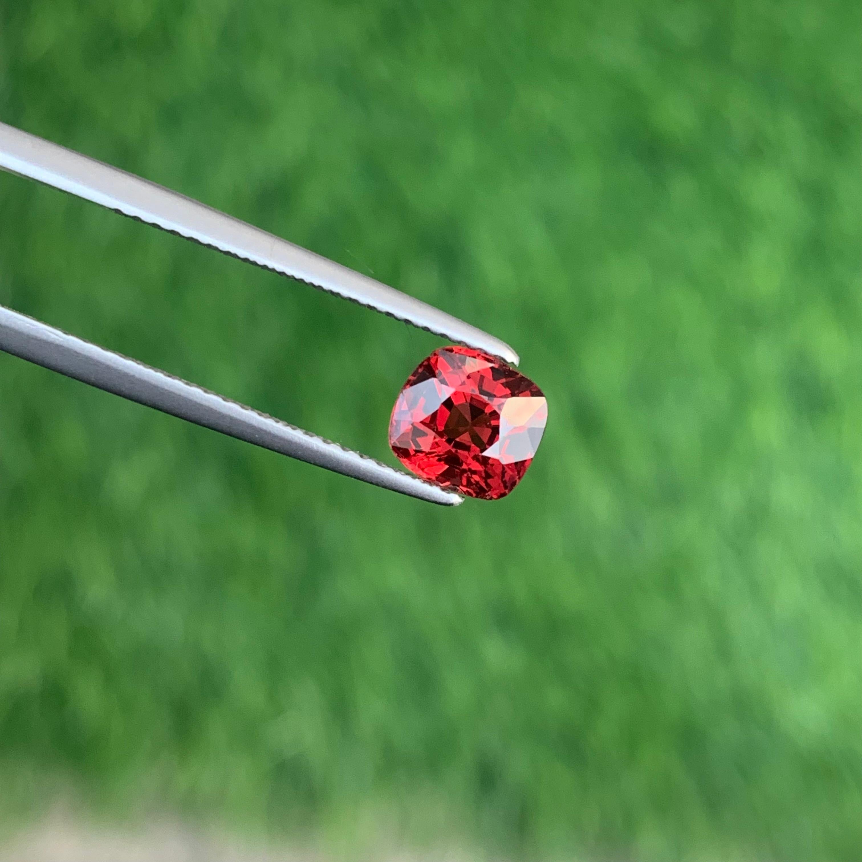 GGI Certified 1.05 Carat Faceted Red Spinel From Myanmar, Loose Burmese Spinel For Sale 2