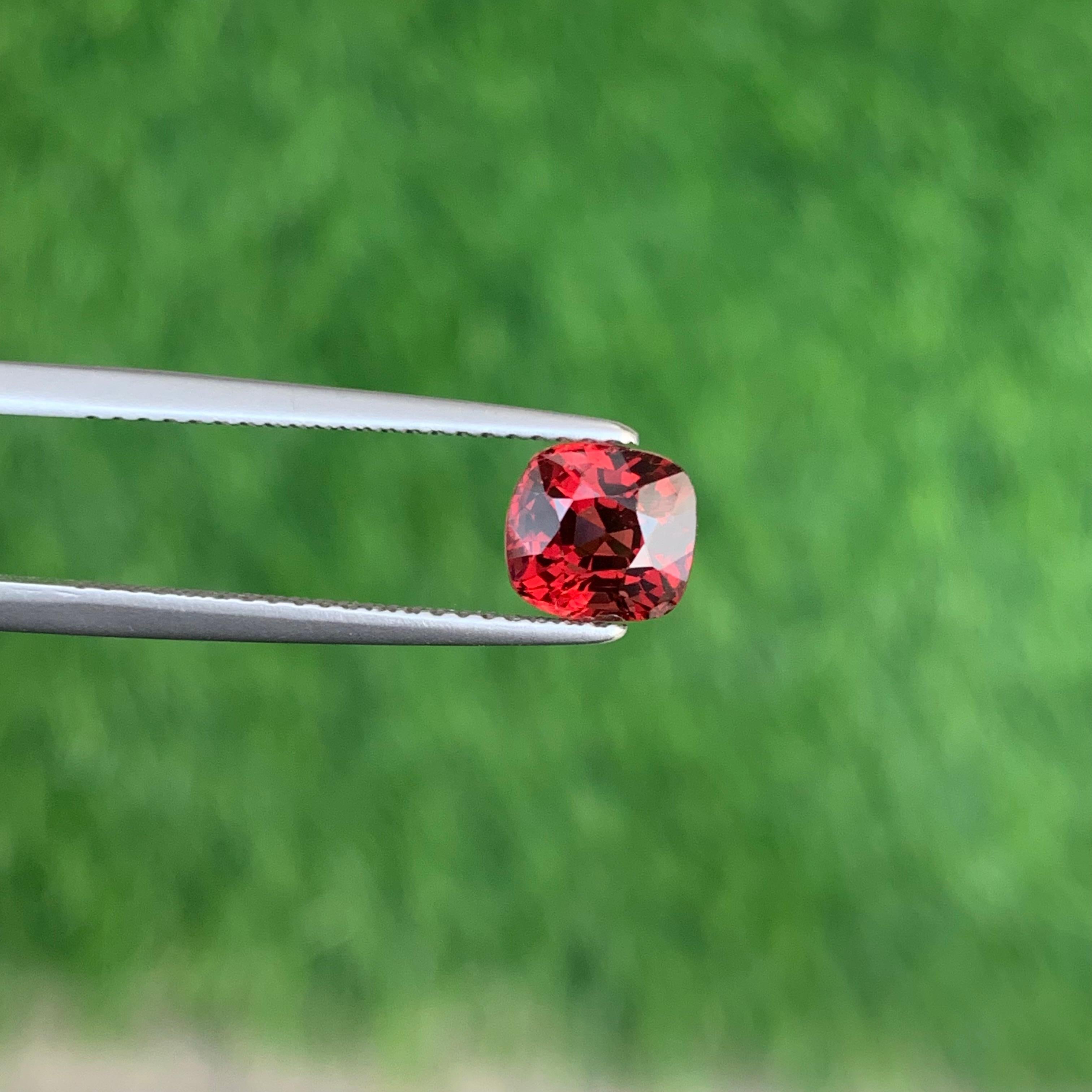 GGI Certified 1.05 Carat Faceted Red Spinel From Myanmar, Loose Burmese Spinel For Sale 4