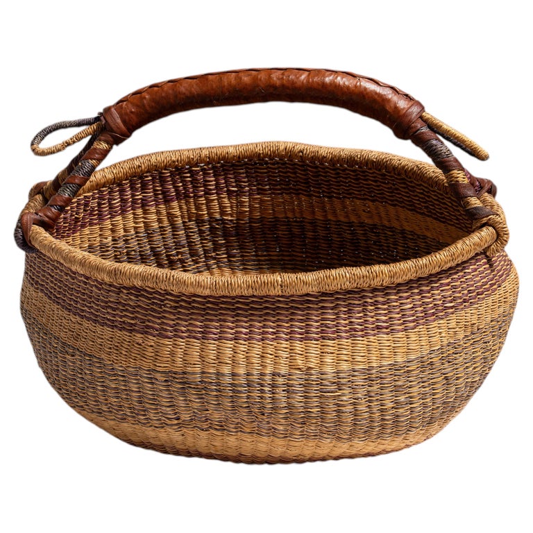 1stDibs Ghanaian Wicker Bolga Market Basket, 20th Century, Antique Decor Piece