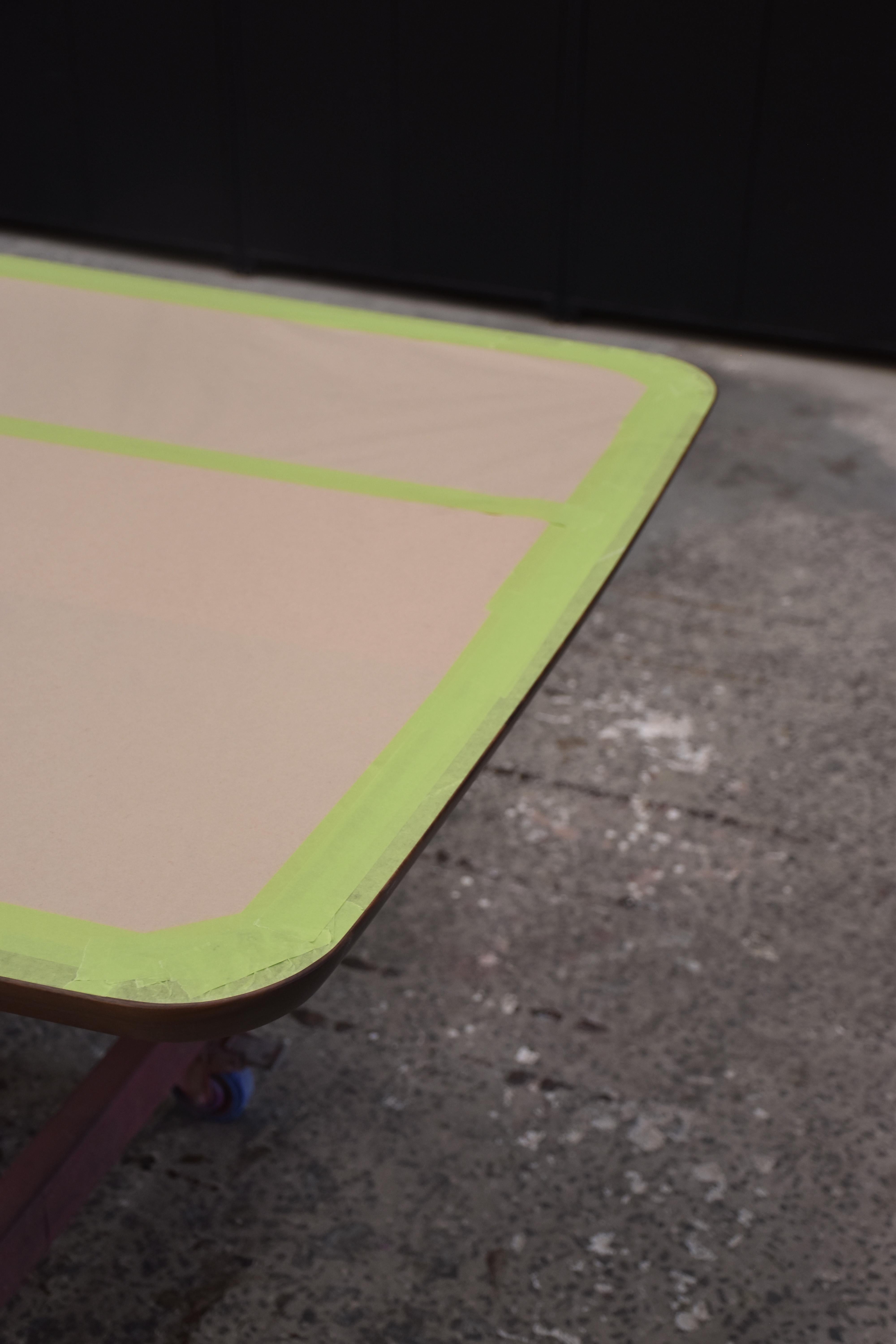 Table de salle à manger rectangulaire Ghanem par Daniel Poole Neuf - En vente à Geneve, CH
