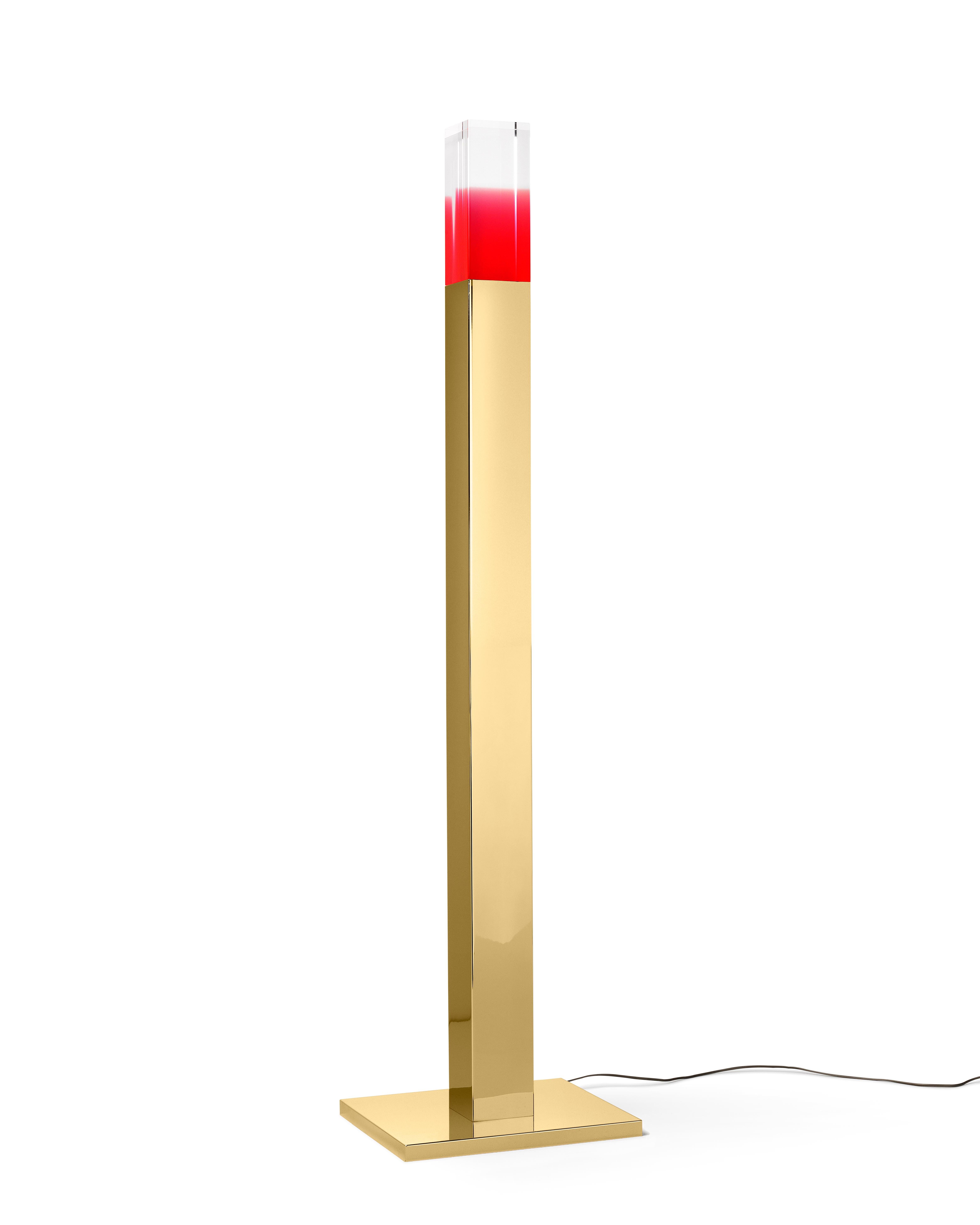 Floor lamp with plexi terminal. Floor lamp in stainless steel and plexiglass.

Materials:
Stainless steel with 24-karat gold galvanic and plexiglass.