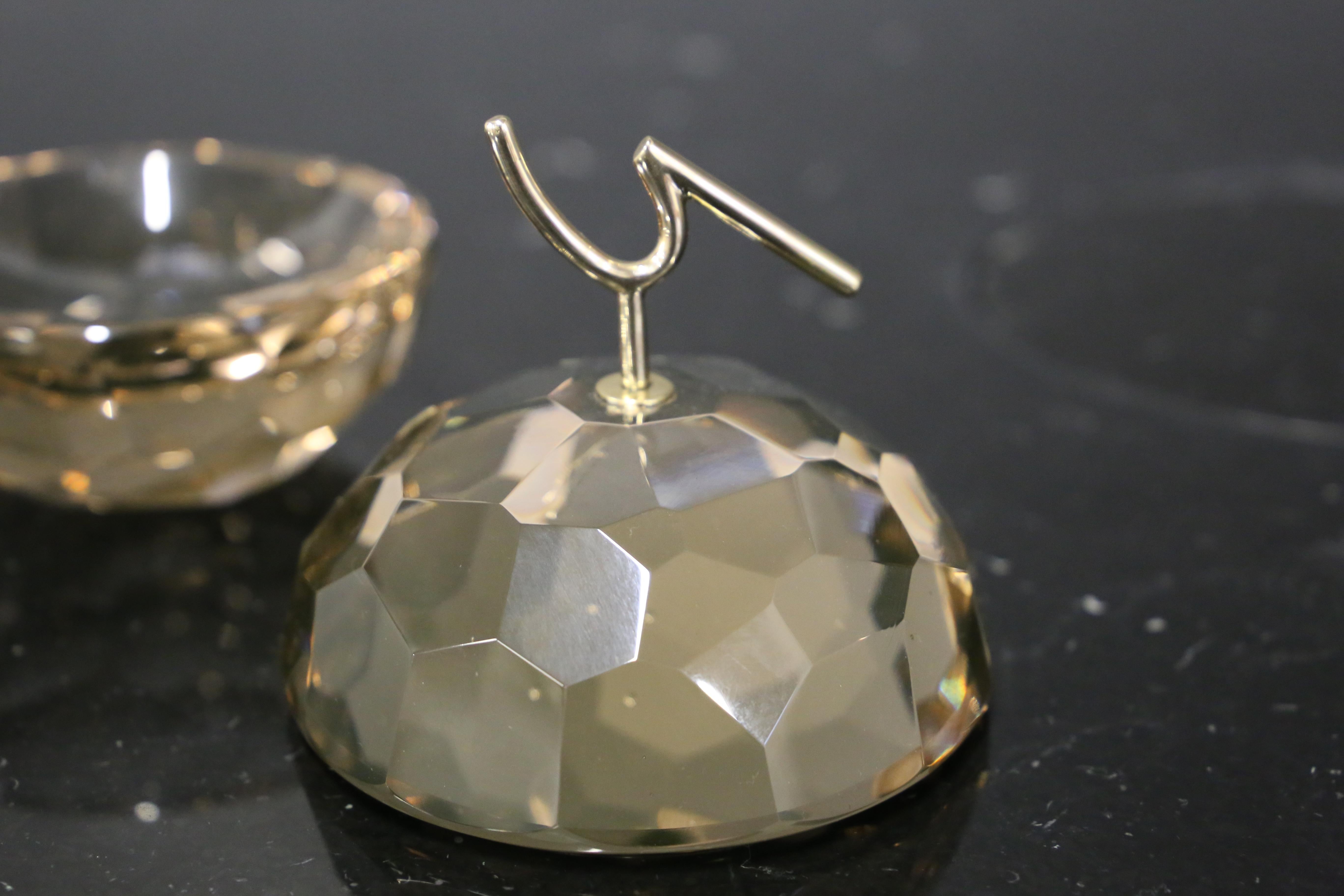 Ghir Studio Rosa Juwelenschachtel aus Messing und Glas im Angebot 1