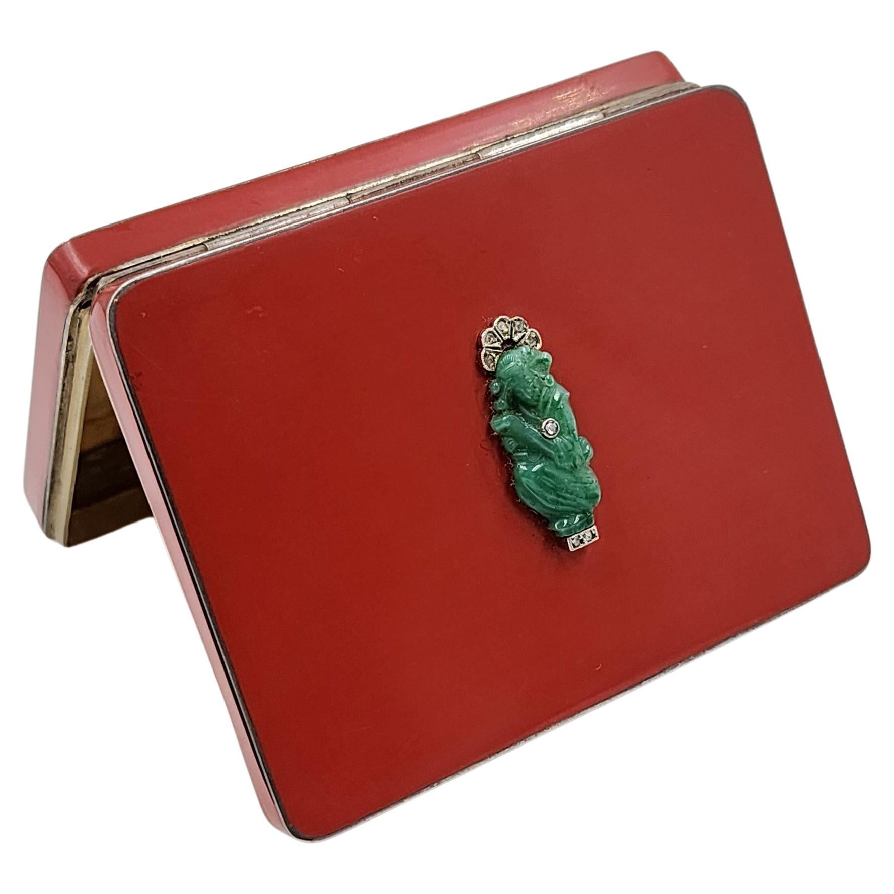Ghiso gold vanity with jade decoration