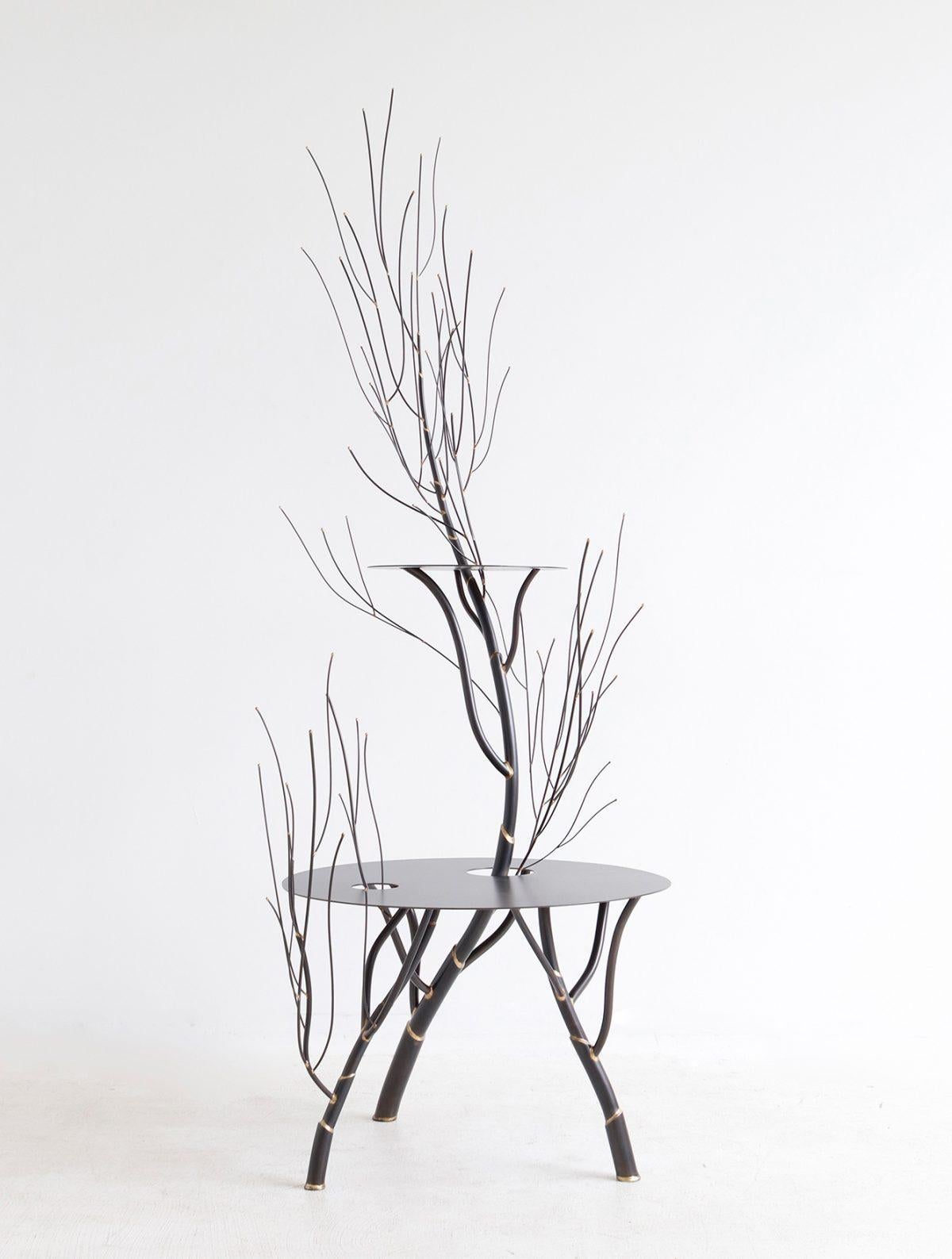 Ghost Garen Two: Shelf Table In New Condition For Sale In Timisoara, RO