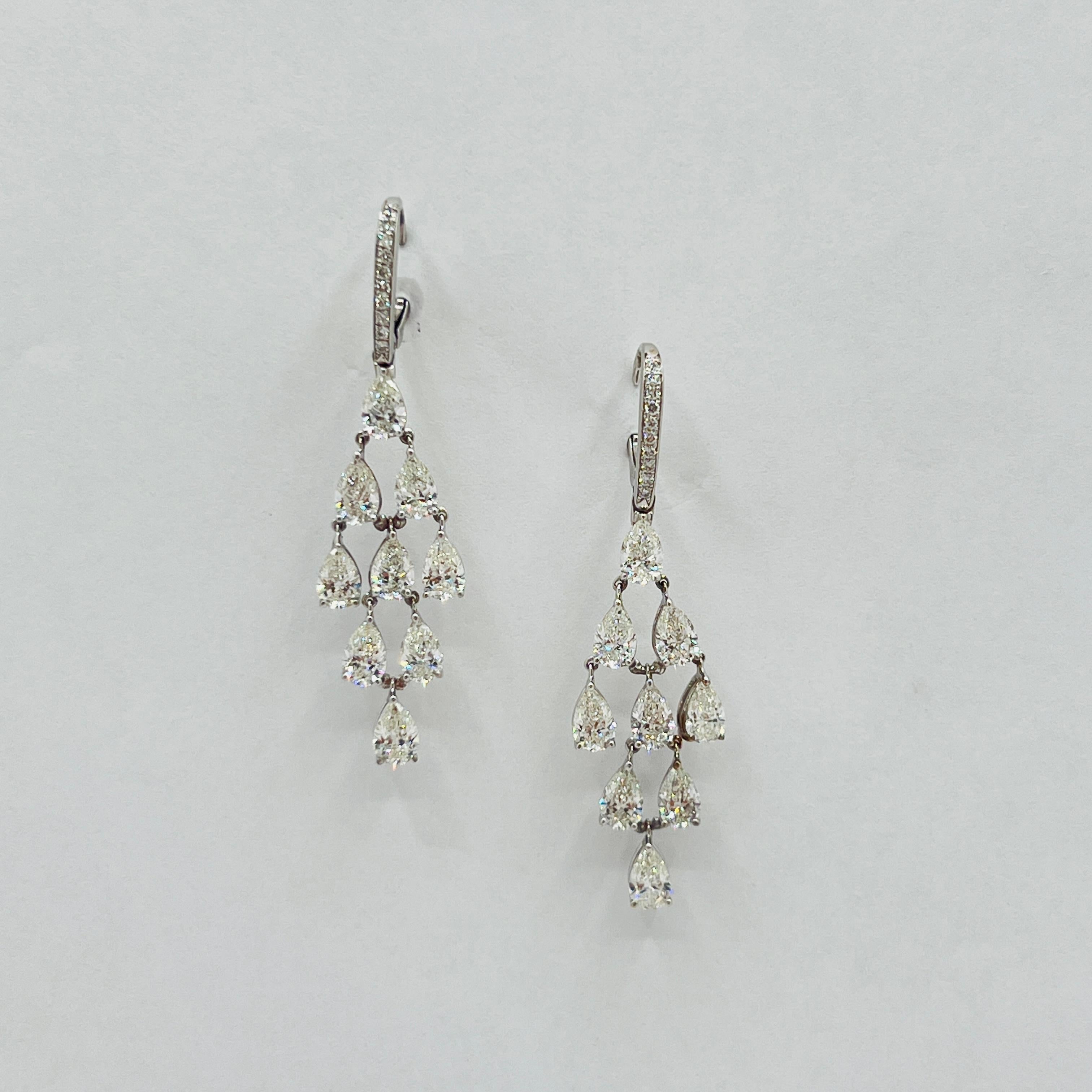 GIA 0,30 Karat Diamant-Birnenform Ohrringe in 18K Weißgold im Zustand „Neu“ im Angebot in Los Angeles, CA