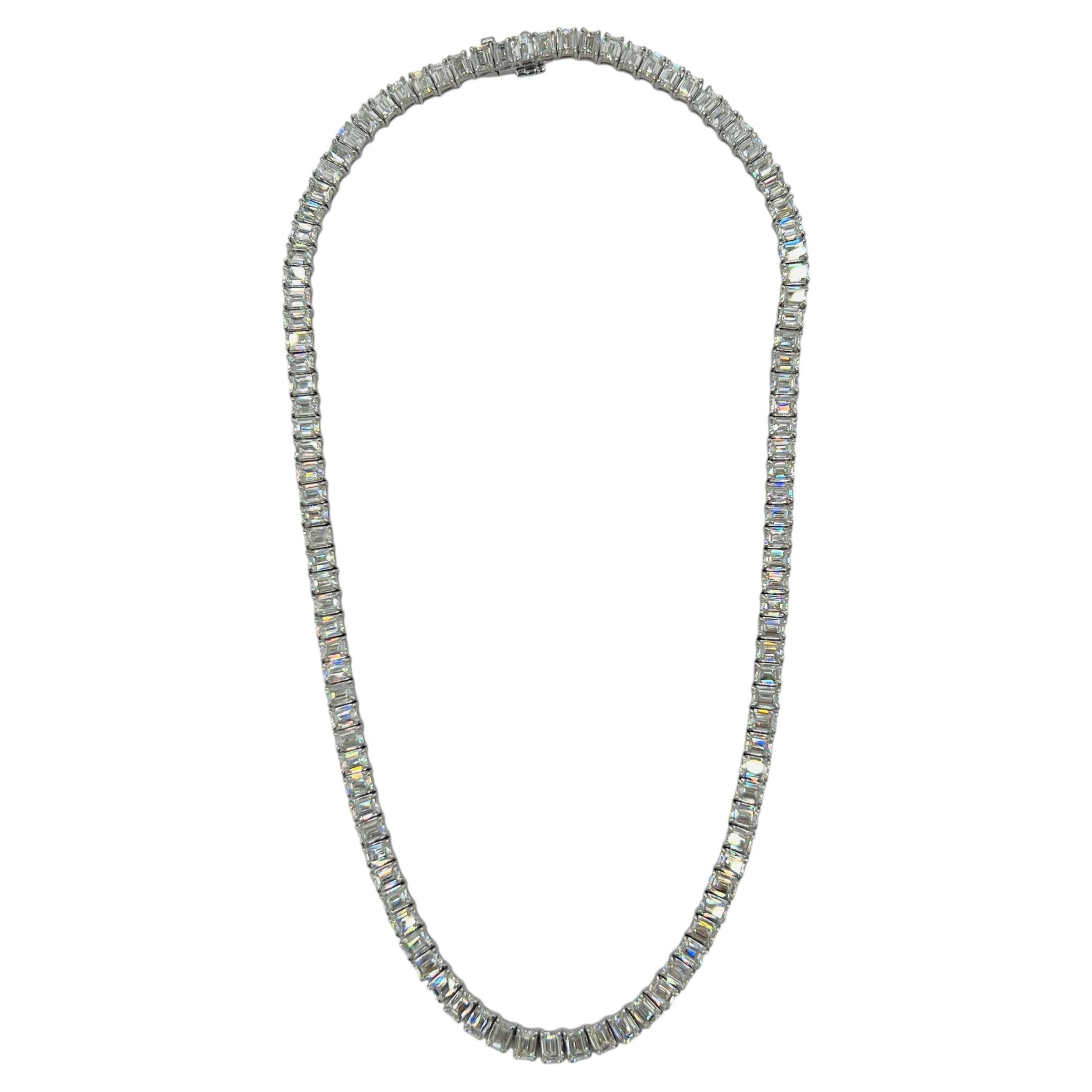 GIA 0.30 Quilates Cada Diamante Esmeralda Blanco Collar Tenis en Oro Blanco 18K