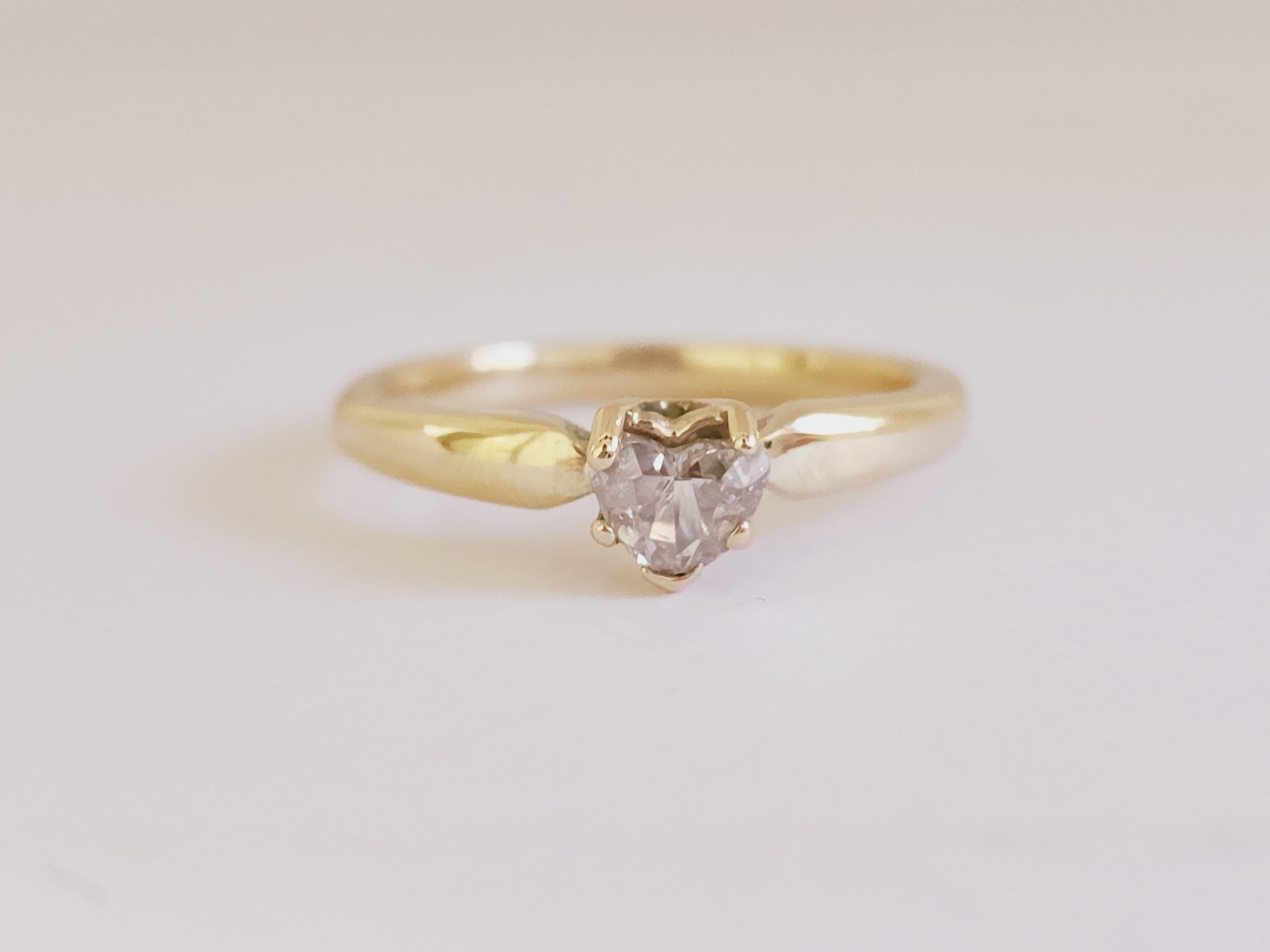 GIA 0,38 Karat Herzform Light Brown Pink Diamond Ring 14 Karat Gelbgold (Herzschliff)