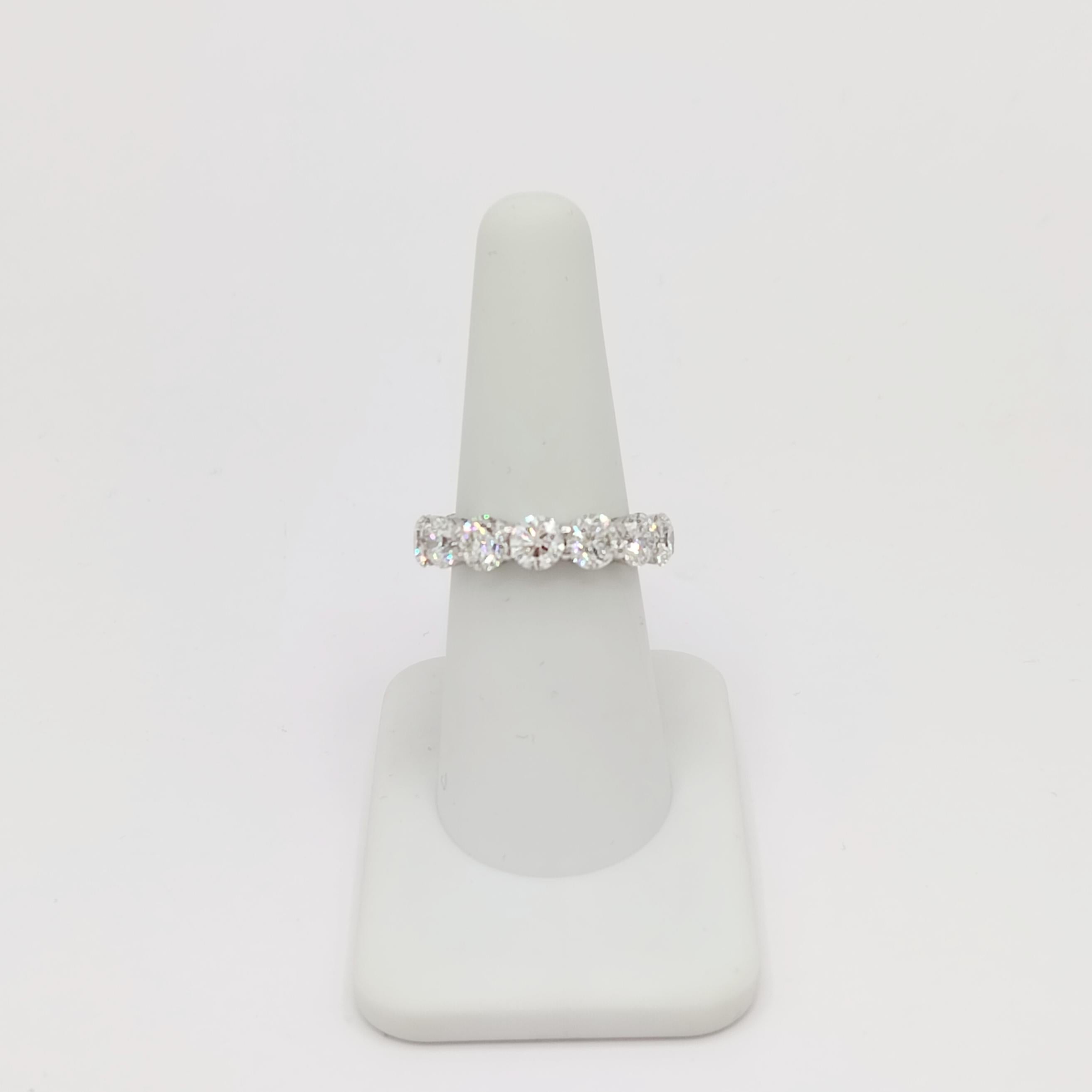 Women's or Men's GIA 0.50 ct. Each White Diamond Round Eternity Band Ring in 18K White Gold For Sale