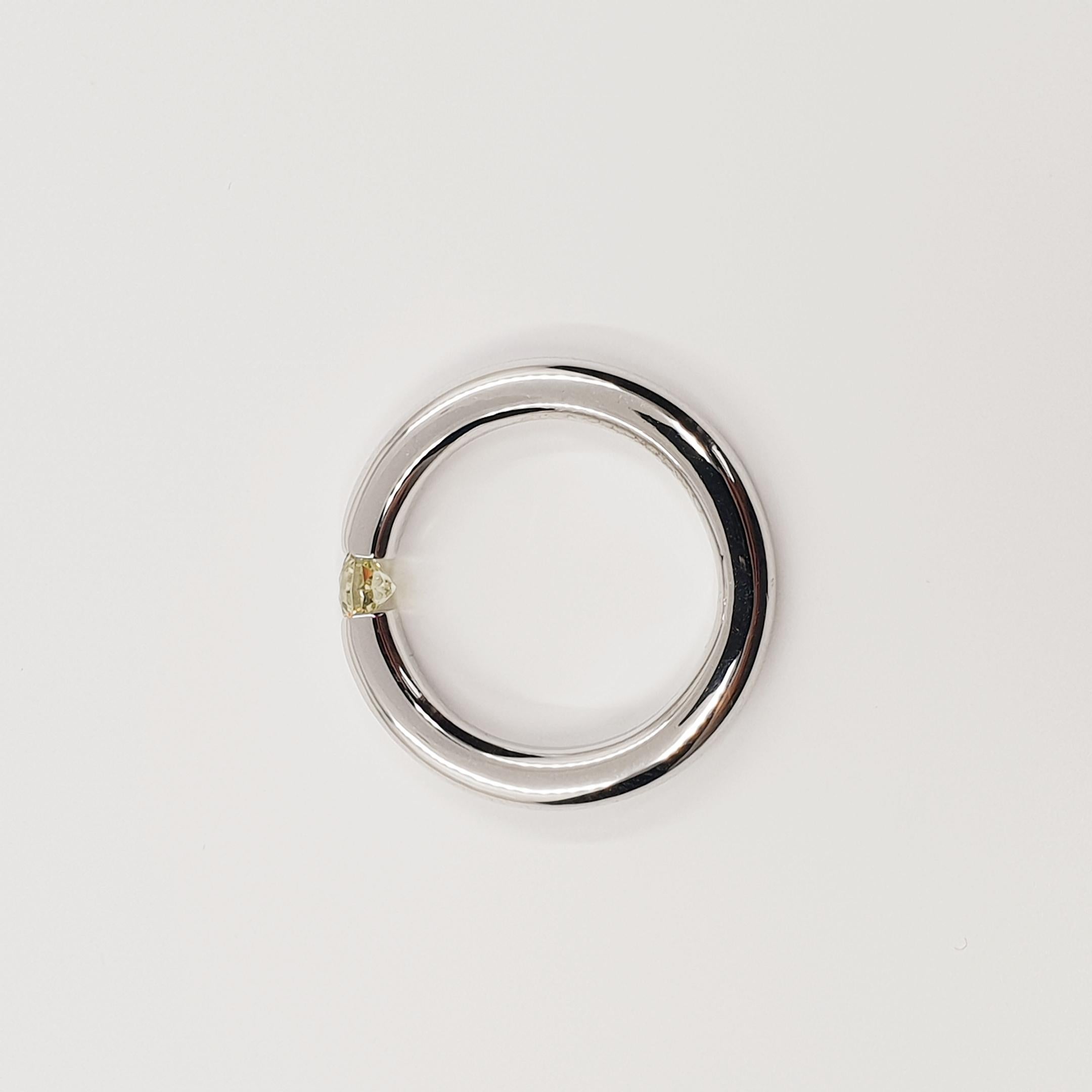 GIA 0.5Carat Solitaire Diamond Ring F-G/VS 18k White Gold, Brilliant Cut For Sale 2
