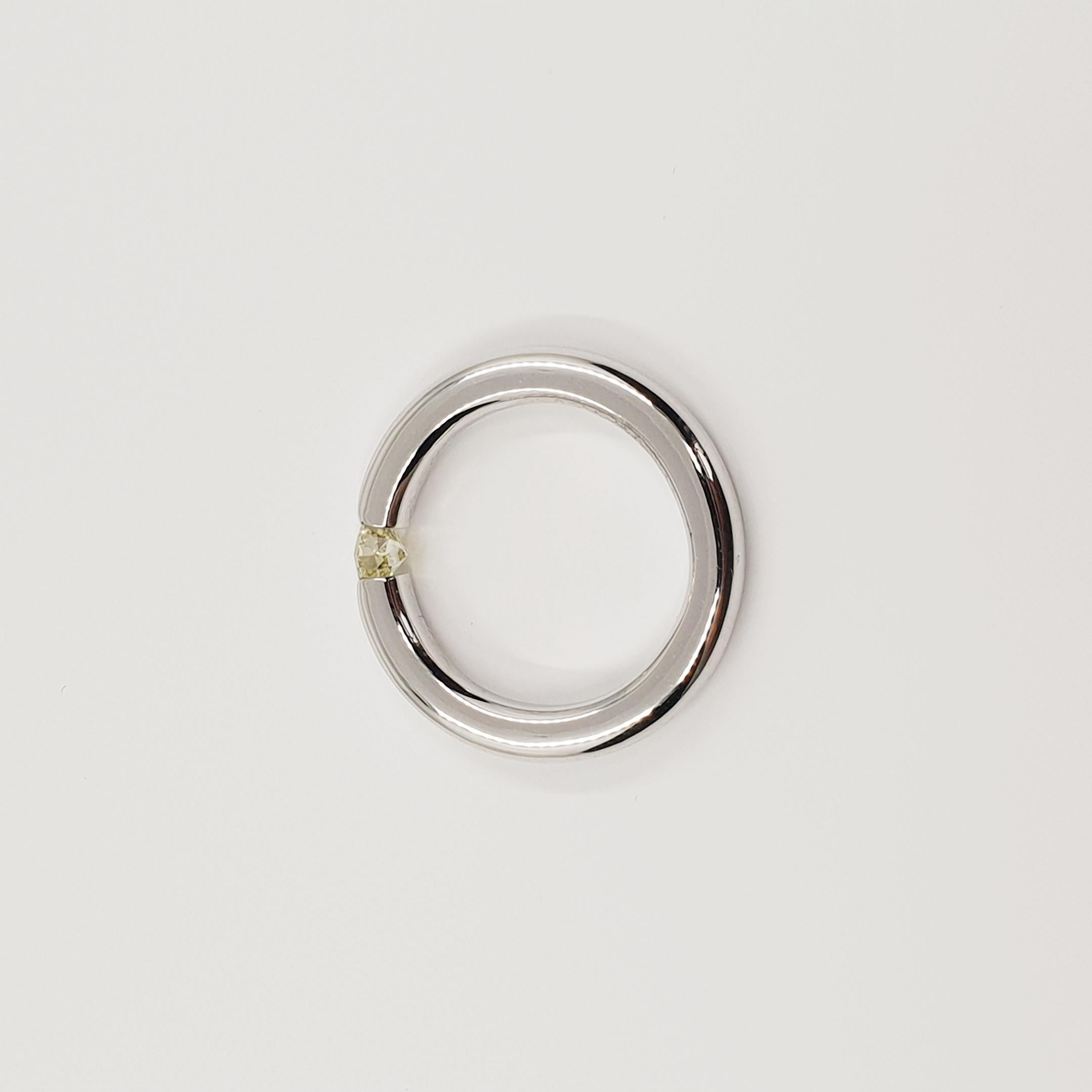 GIA 0.5Carat Solitaire Diamond Ring F-G/VS 18k White Gold, Brilliant Cut For Sale 1