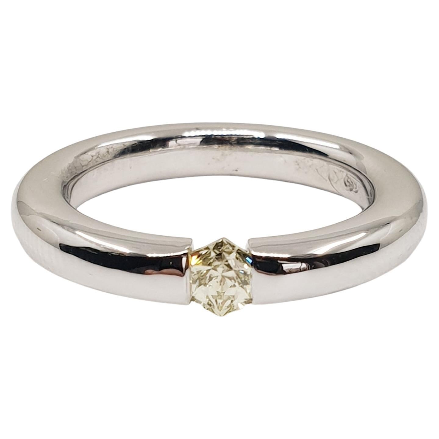 GIA 0.5Carat Solitaire Diamond Ring F-G/VS 18k White Gold, Brilliant Cut For Sale