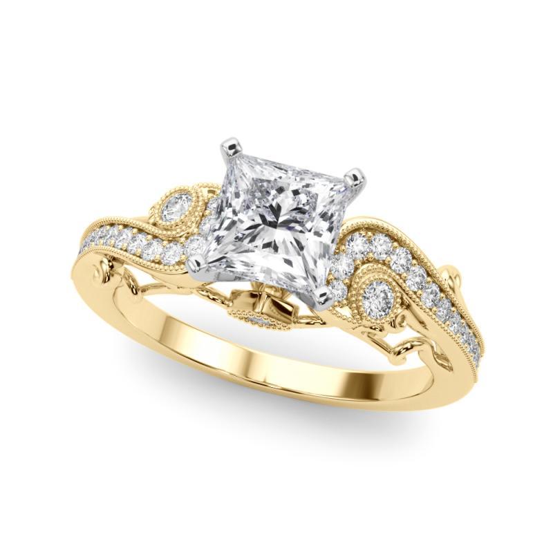 Taille princesse GIA 0.7 Carat Princesse Trois Pierres Courbe Bypass Or Jaune 18K Bague Diamant en vente