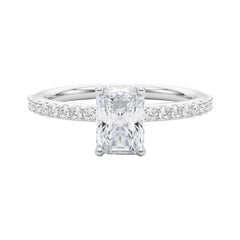 GIA 0,7 Carati Radiant Halo Shared Prong Eternity Anello di diamanti in oro bianco 18K