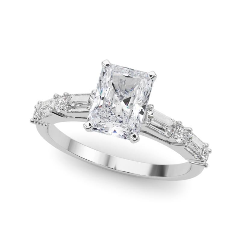 GIA 0,70ct Radiant Round & Baguette Channel Band 18K Weißgold Diamantring (Radiantschliff) im Angebot