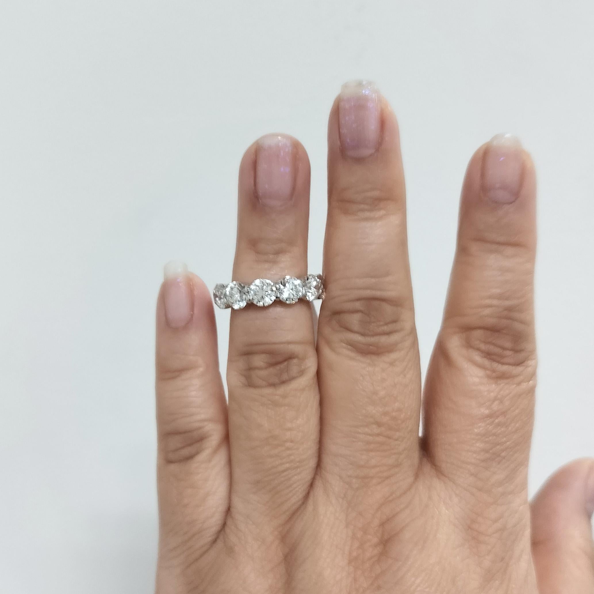 Beautiful 8.40 ct. white diamond HIJ VS2-SI2 white diamond rounds  Total of 12 stones.  Handmade in 18k white gold.  Ring size 6.  All stones have a GIA certificate.