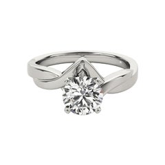 GIA 0.74 Carat Round Solitaire Chevron Love Knot  Bague en diamant