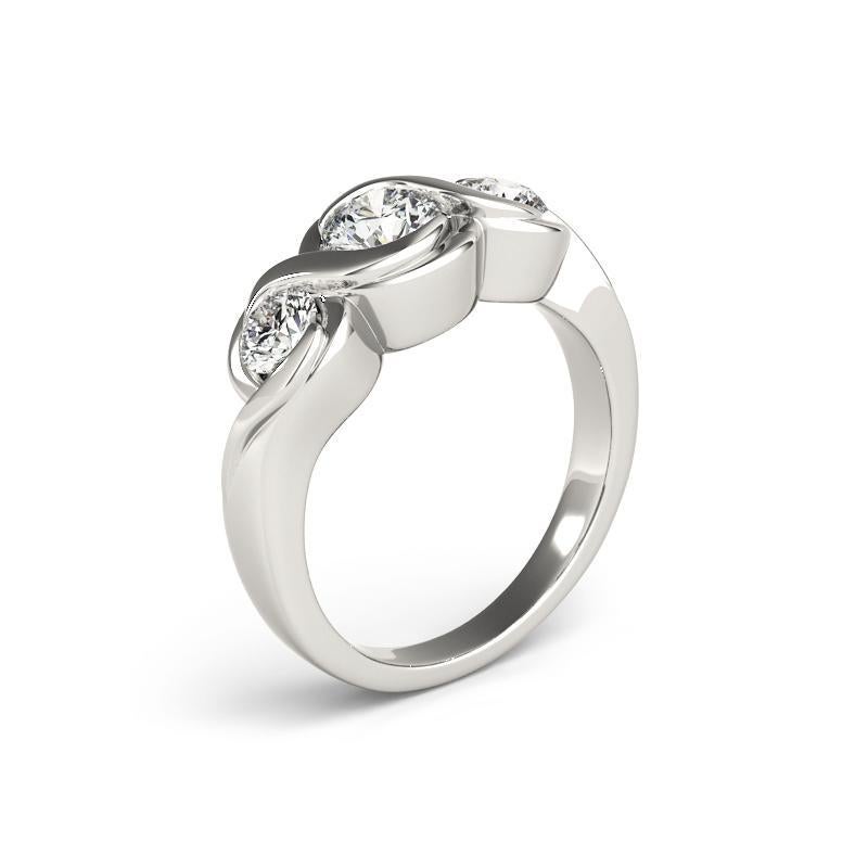 GIA 0,74 Carati Tondo a Tre Pietre Oceanico Vortice  Anello con diamante In condizioni Nuovo in vendita a New York, NY