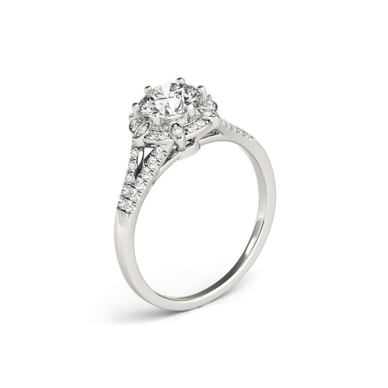 GIA 0.74ct Round Vintage Flower Halo Split Shank White Gold Diamond Ring (bague à diamant en or blanc) Pour femmes en vente